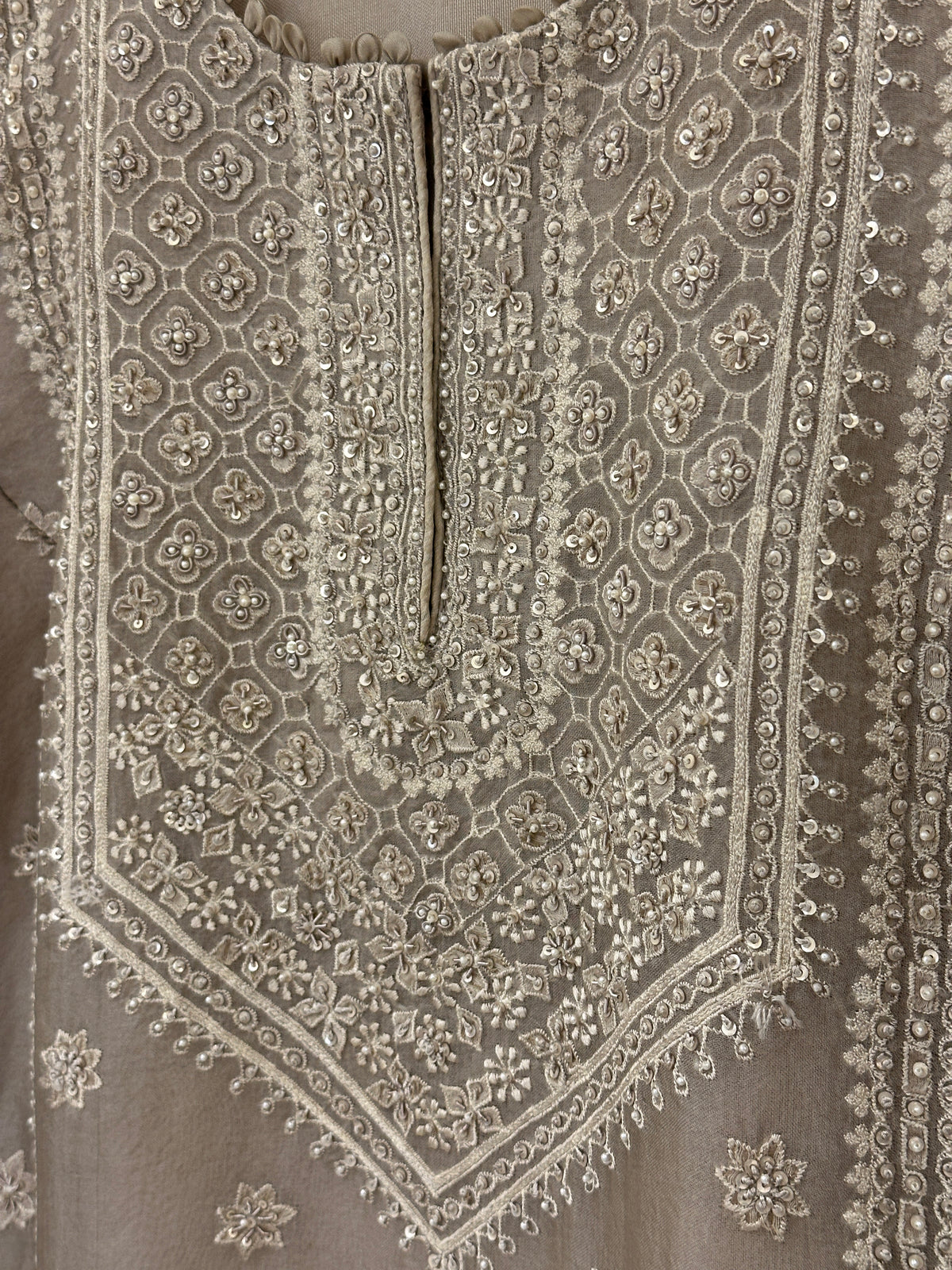 Noor-e-Safiya Organza Luxury Suit Set