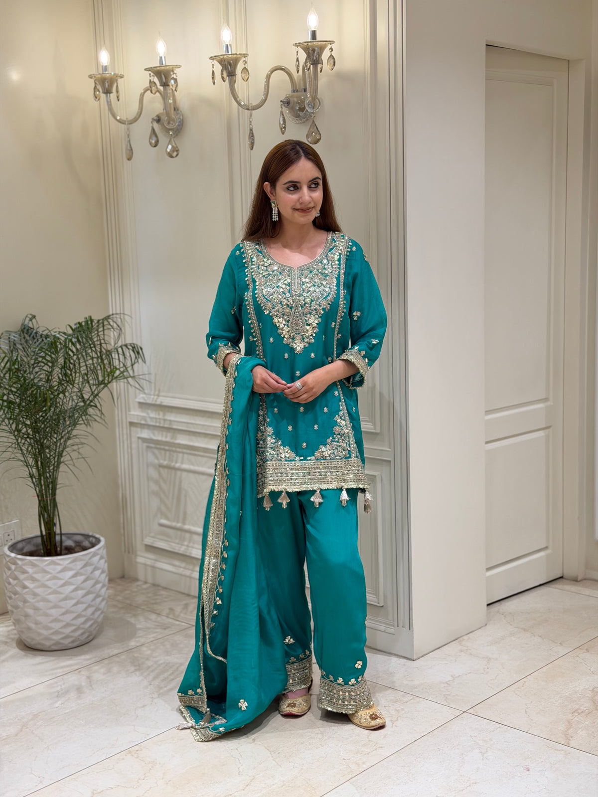 Noor-e-Sahar Organza Shalwar Set