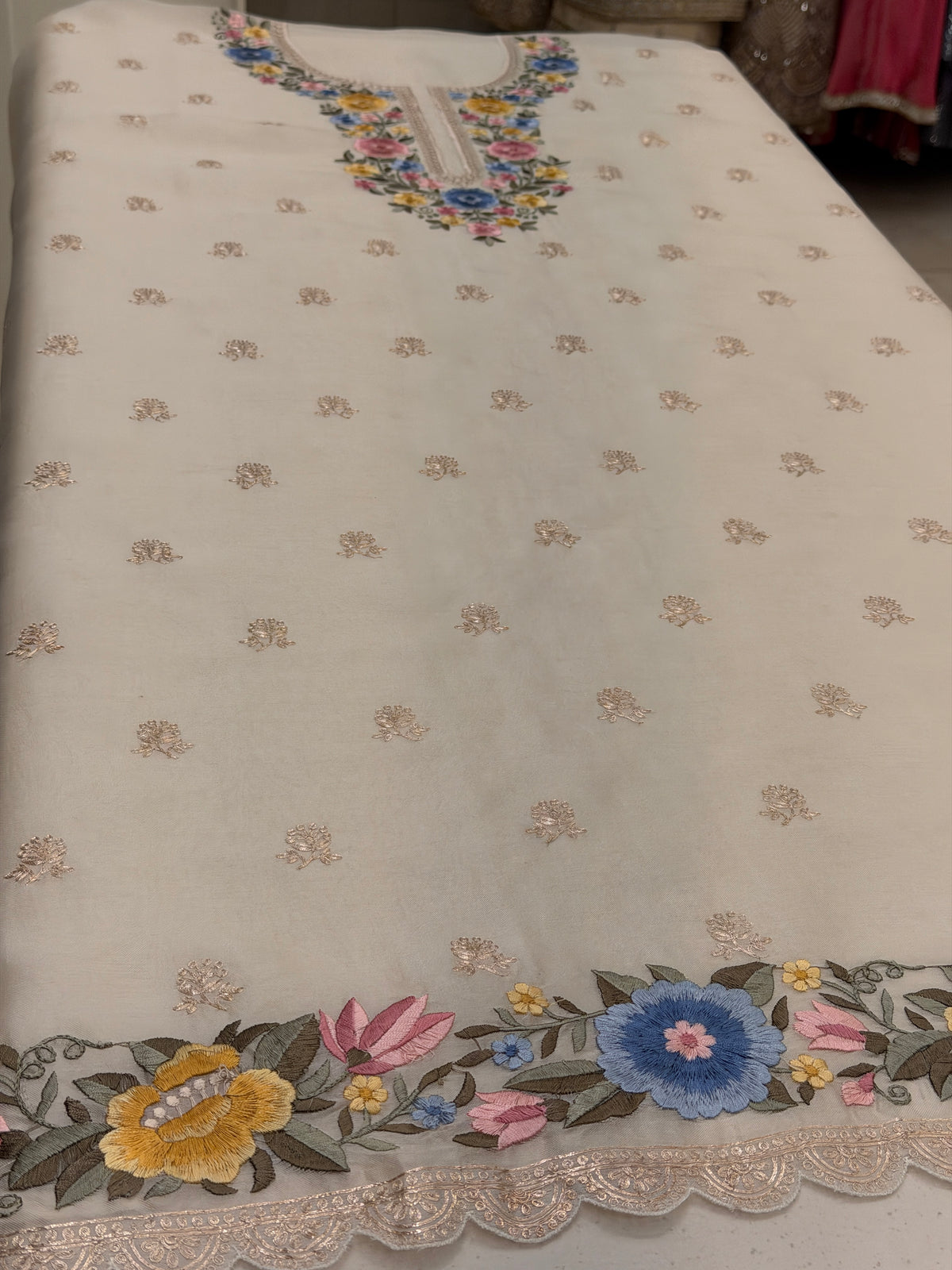 Mushq Floral Elegance Luxury Formal