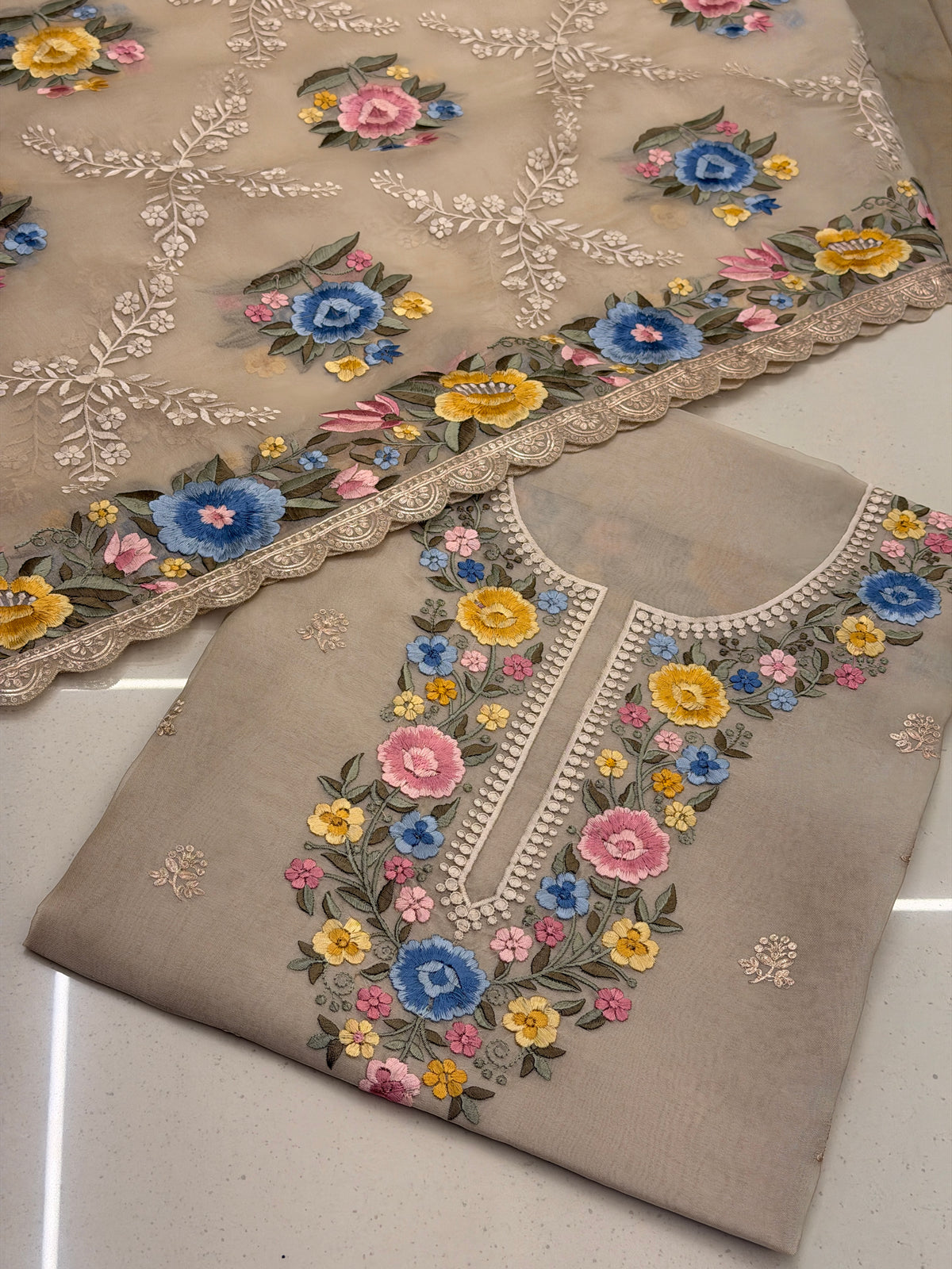 Mushq Floral Elegance Luxury Formal