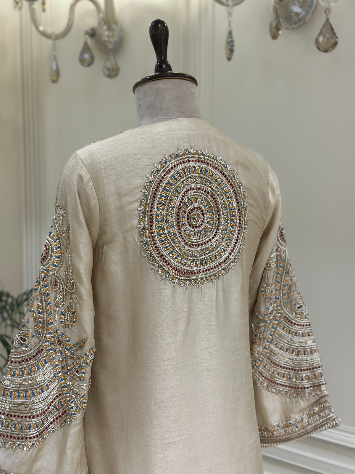 Noor-e-Zarmina Raw Silk Sharara Set