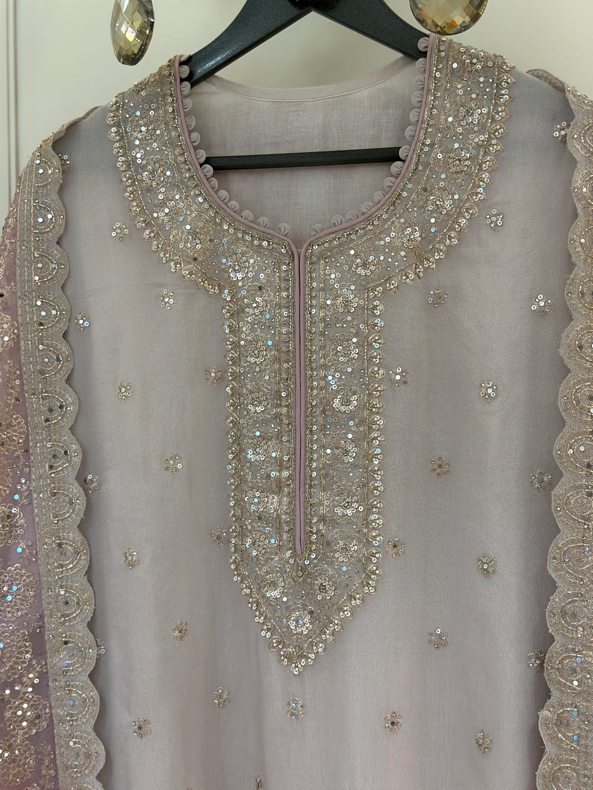 Gul-e-Rouge Tissue Luxury Suit