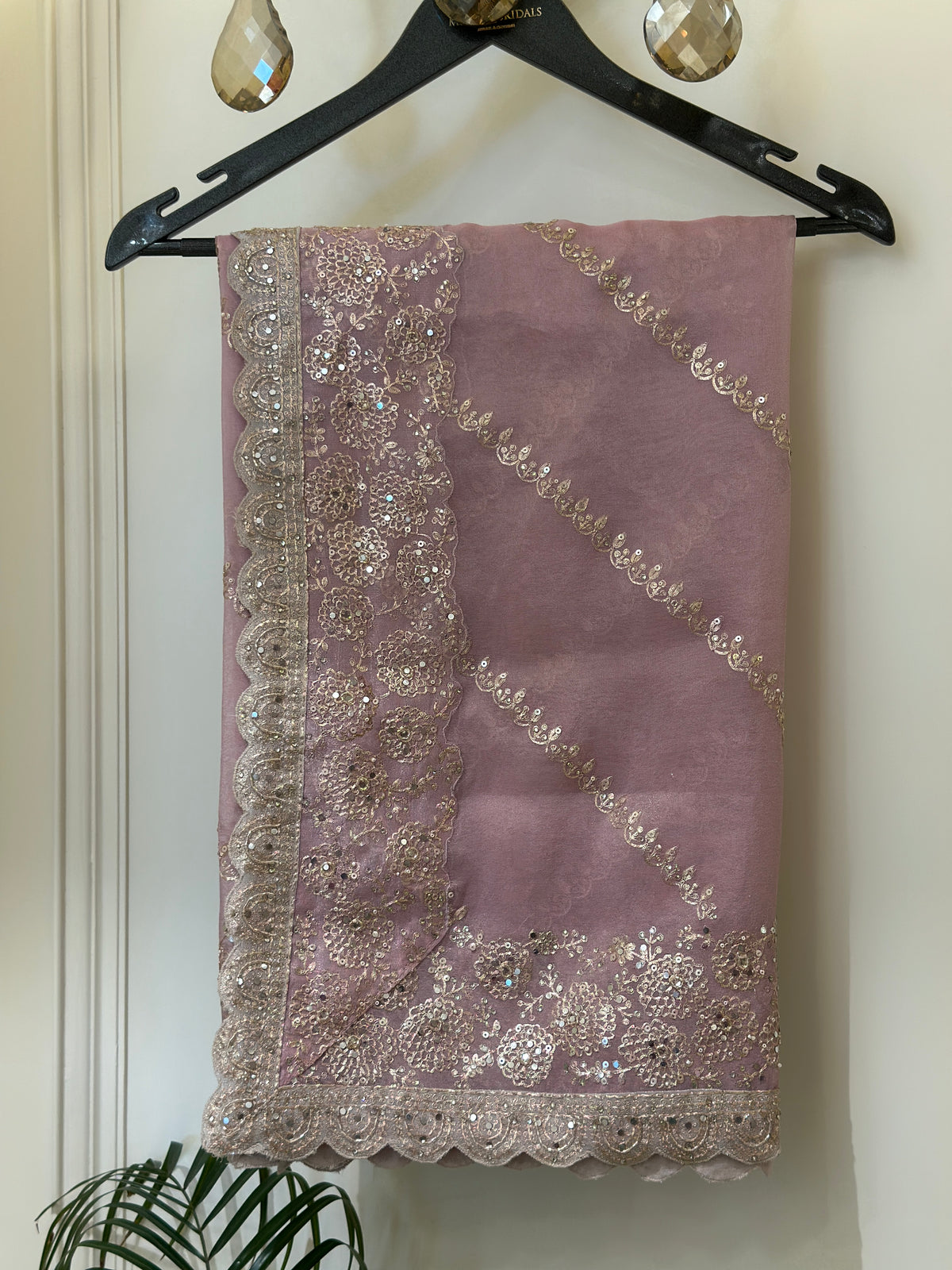 Gul-e-Rouge Tissue Luxury Suit