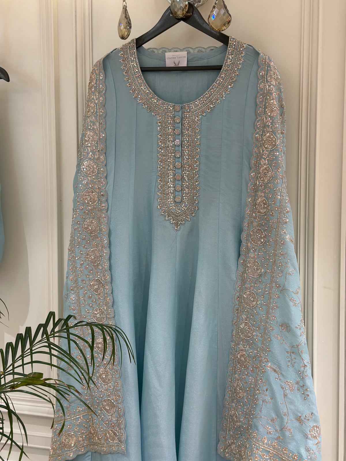 Aab-e-Noor Tissue Luxury Ensemble
