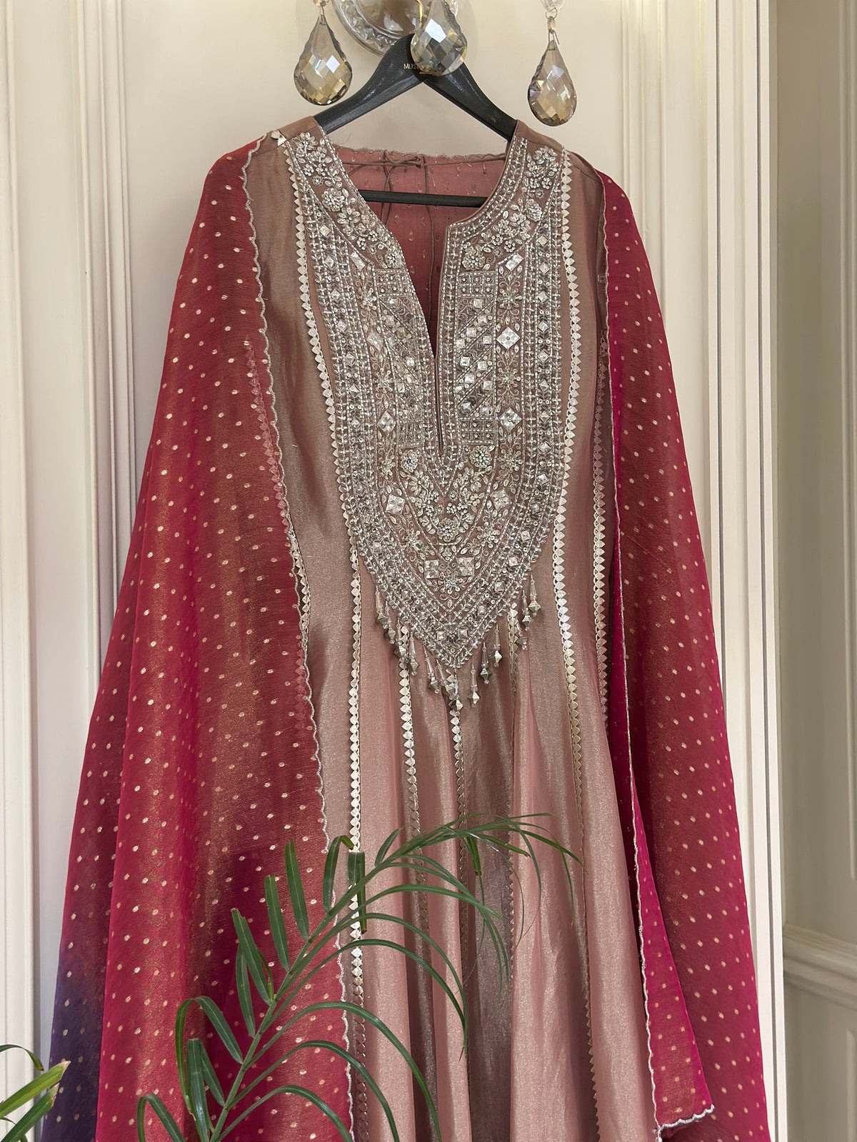 Noor-e-Zareen Tissue Anarkali