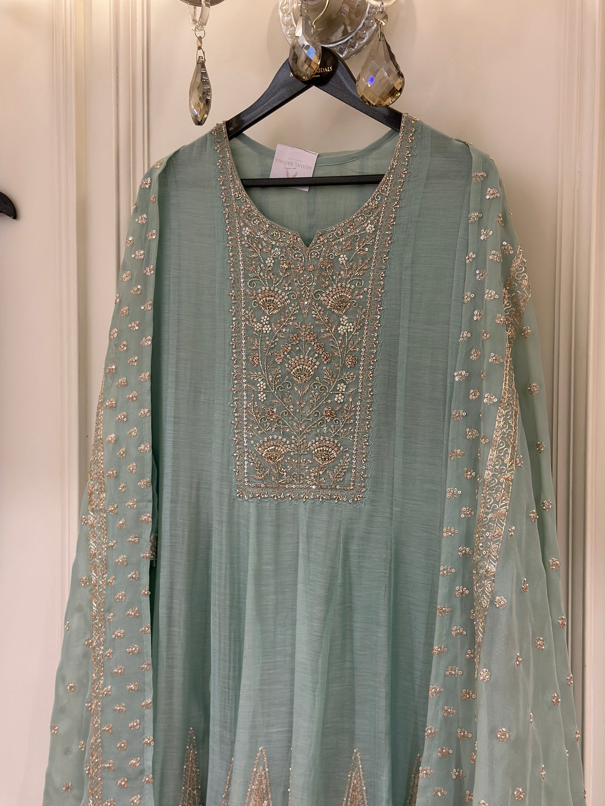 Noor-e-Mull Luxury Suit Set