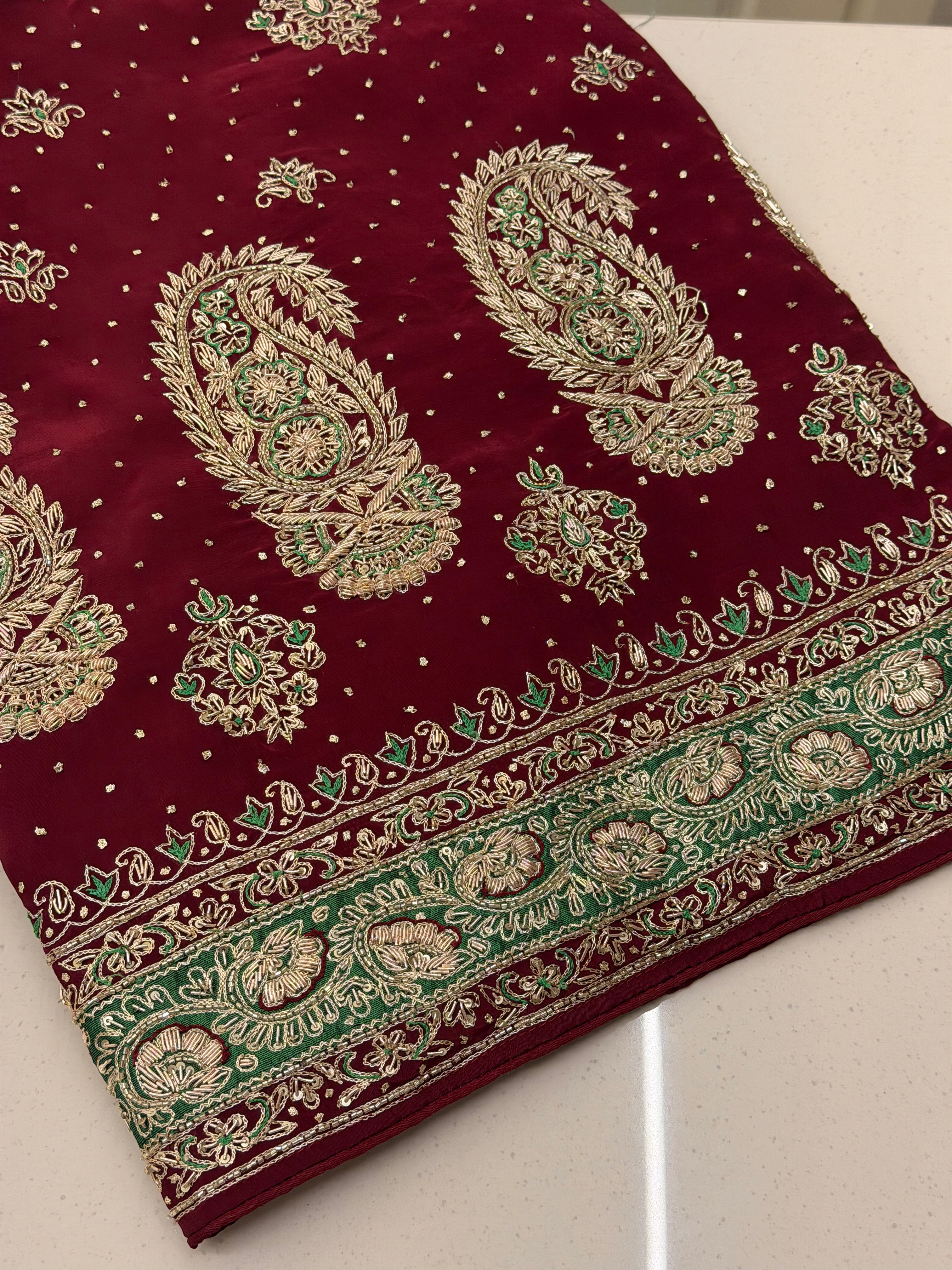 Noor-e-Paisley Kadhana Suit Set