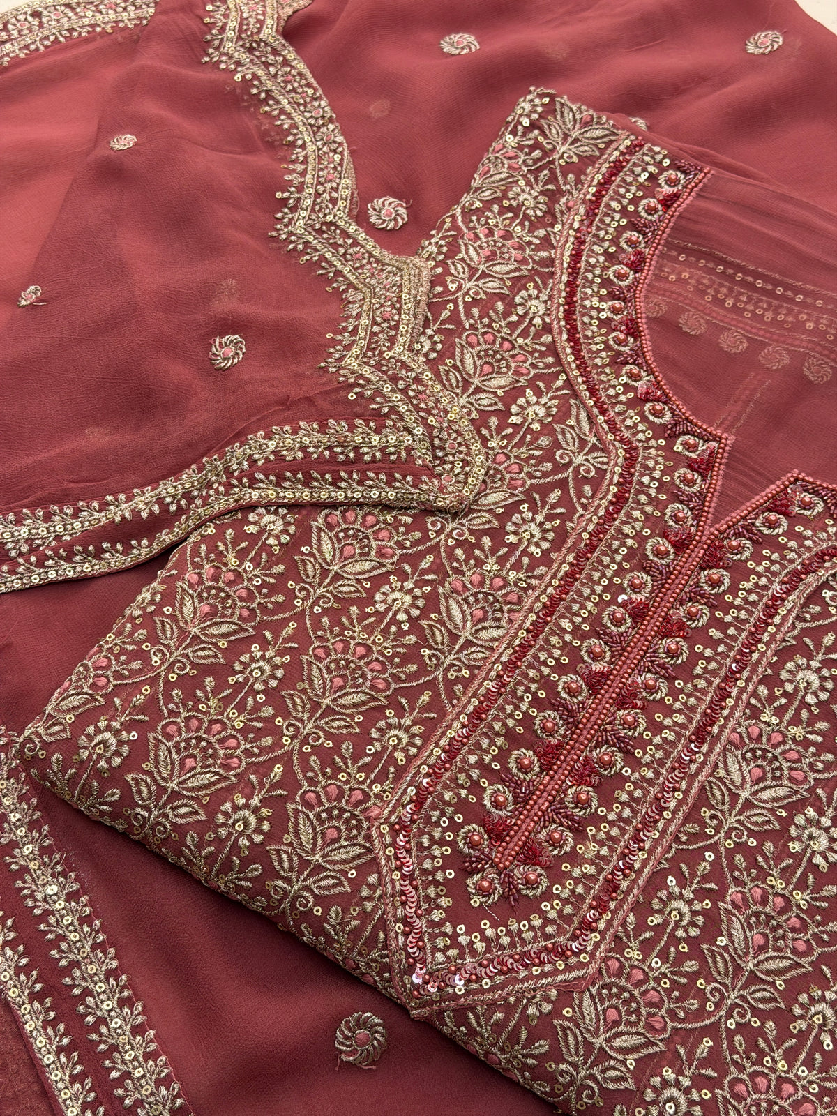Zar-e-Noor Chikankari Embroidered Suit Set