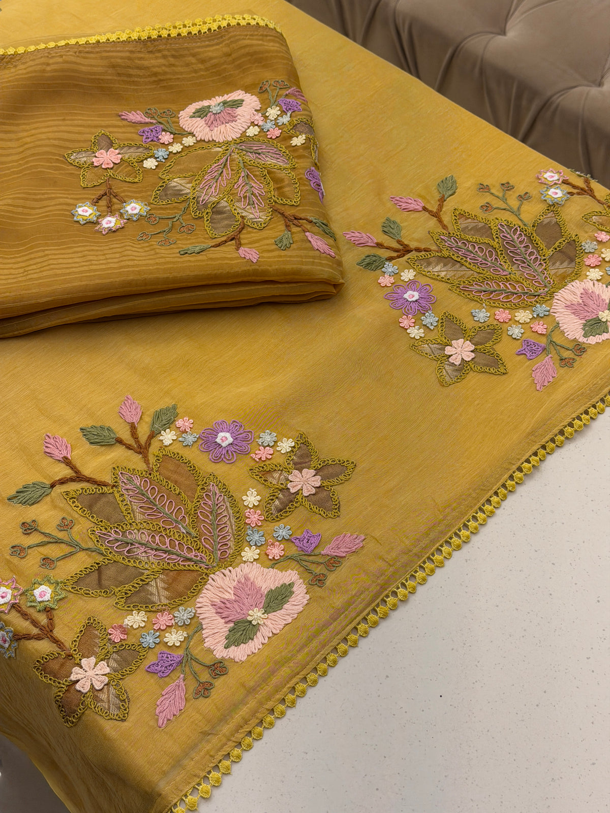 Pure Mull Floral Appliqué Suit Set with Organza Dupatta
