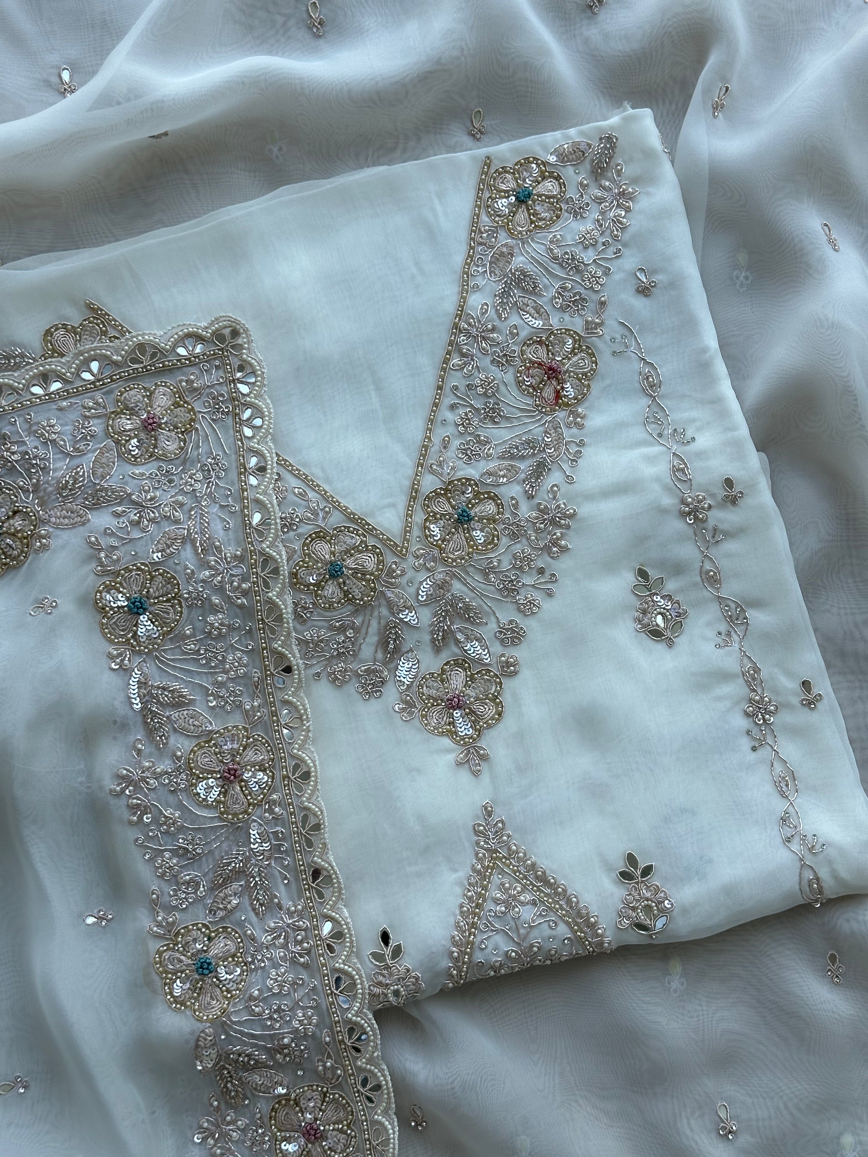 Noor-e-Bahar Luxury Ensemble