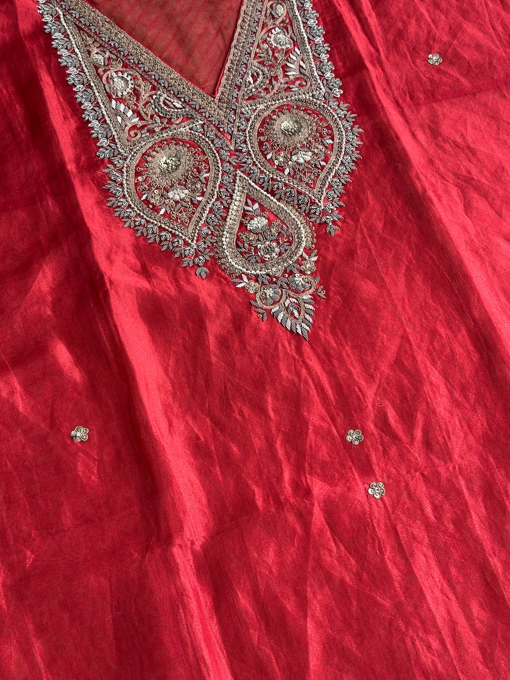 Rouge Noor – Pure Tissue Silk Luxury Ensemble