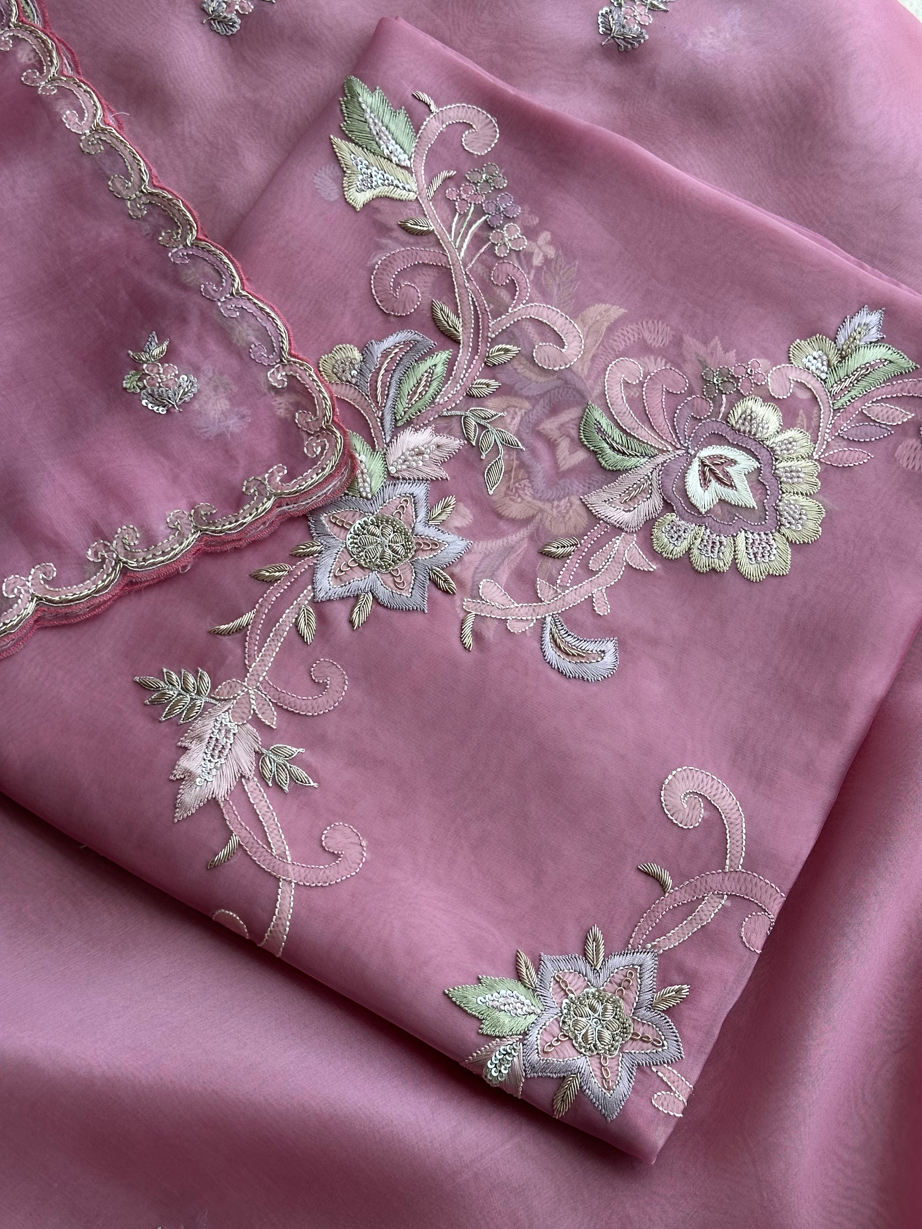 Noor Blossom Luxury Suit