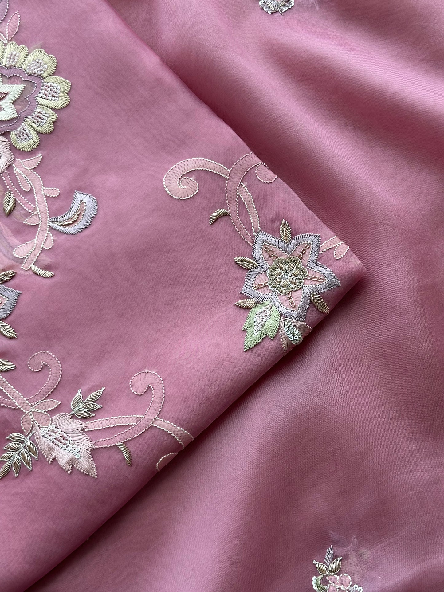 Noor Blossom Luxury Suit