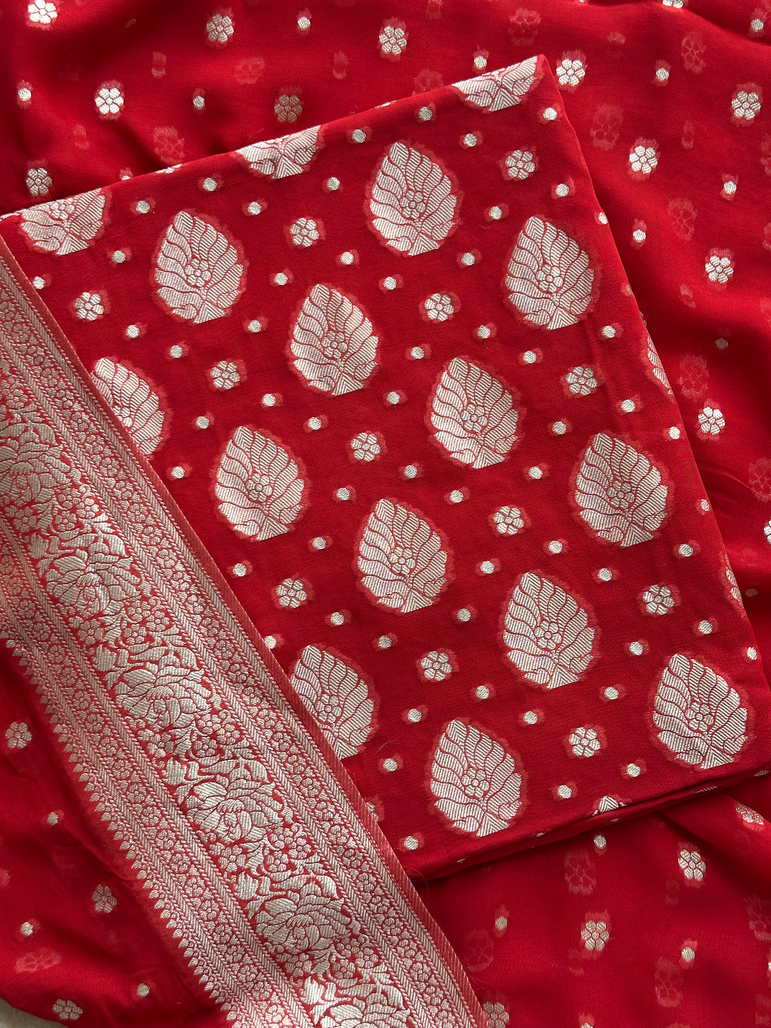 Noor-e-Banaras Luxury Ensemble
