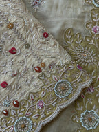 Ivory Noor Royale