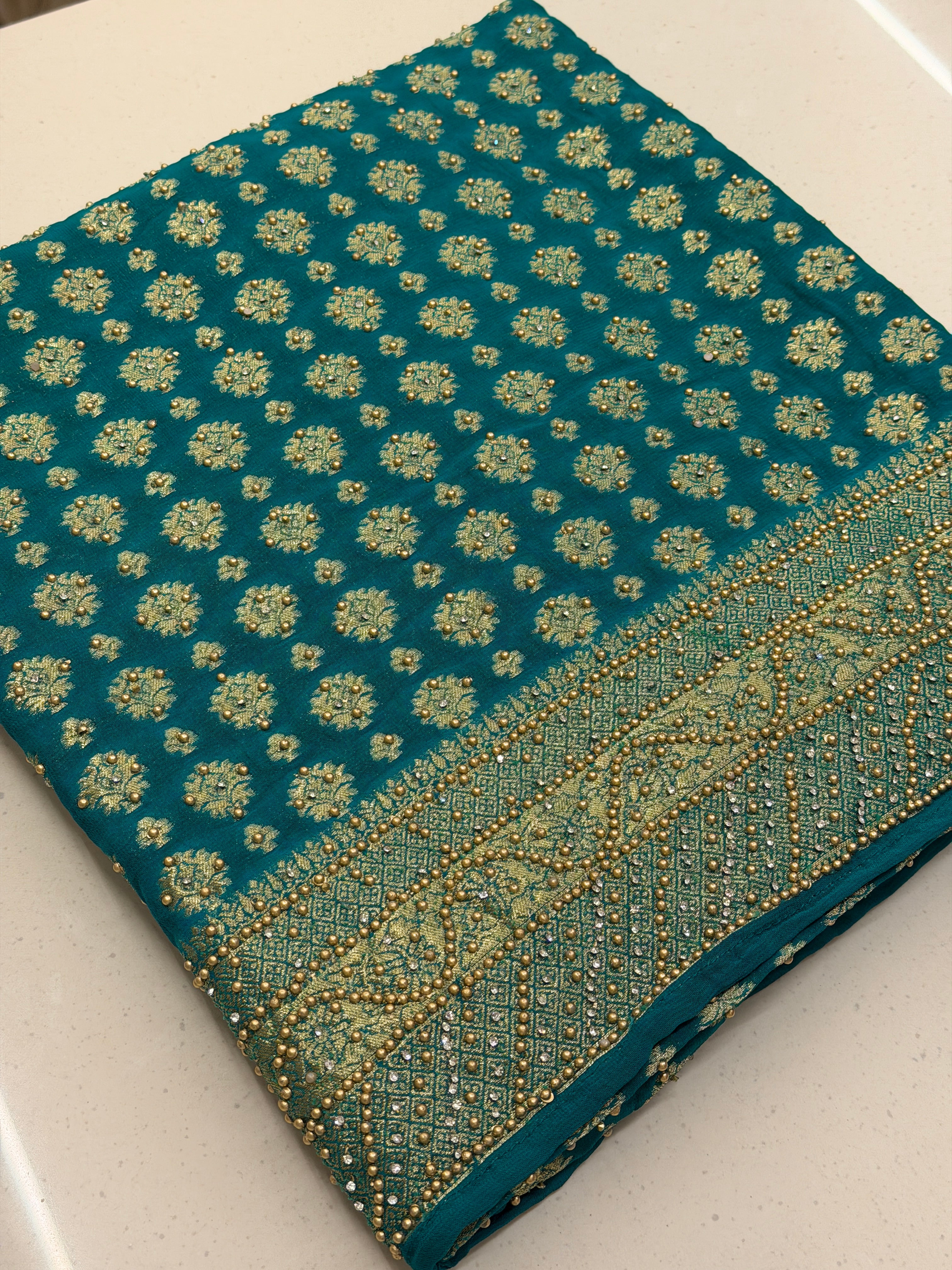 BANARSI SUIT SET
