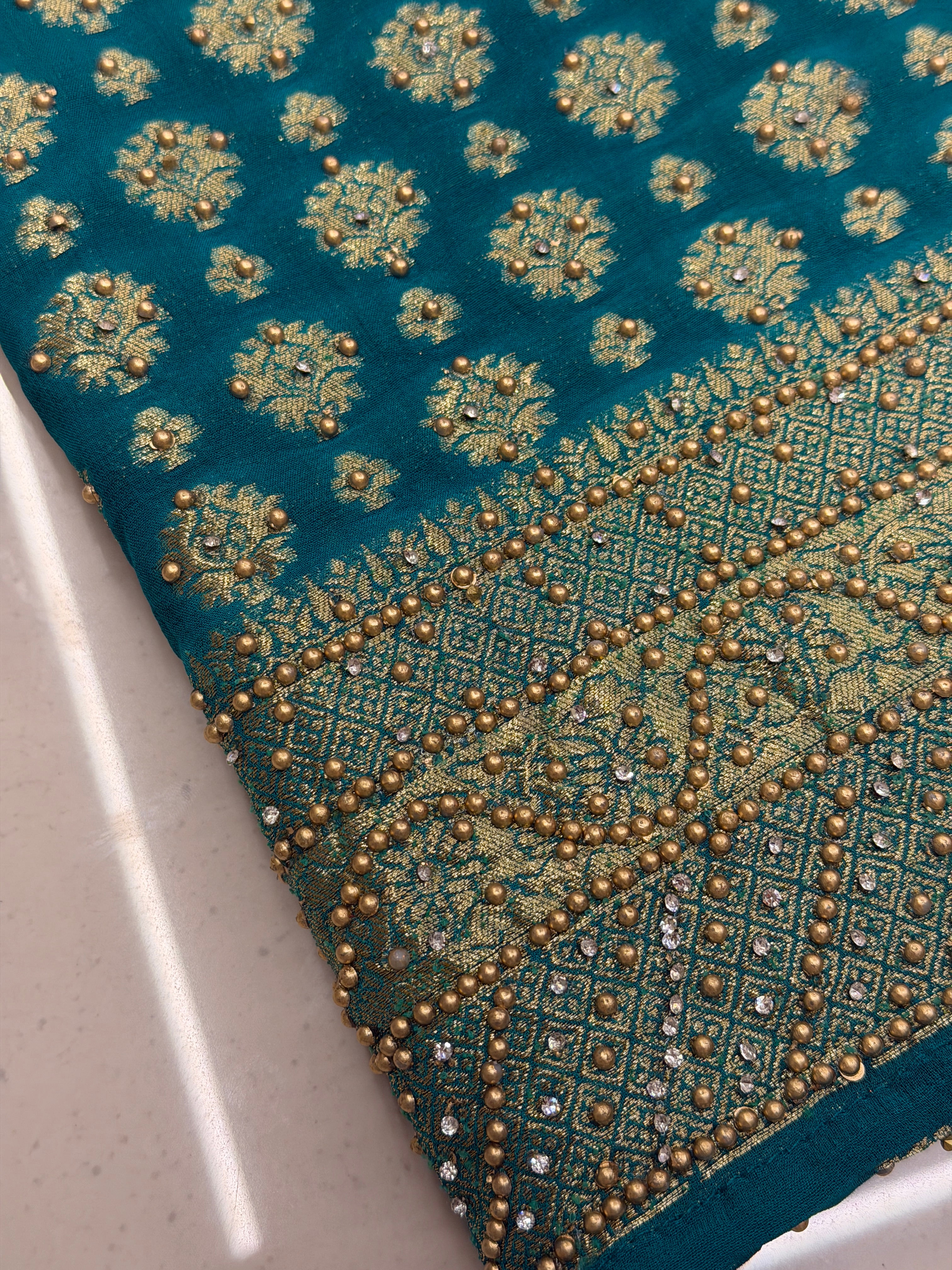 BANARSI SUIT SET