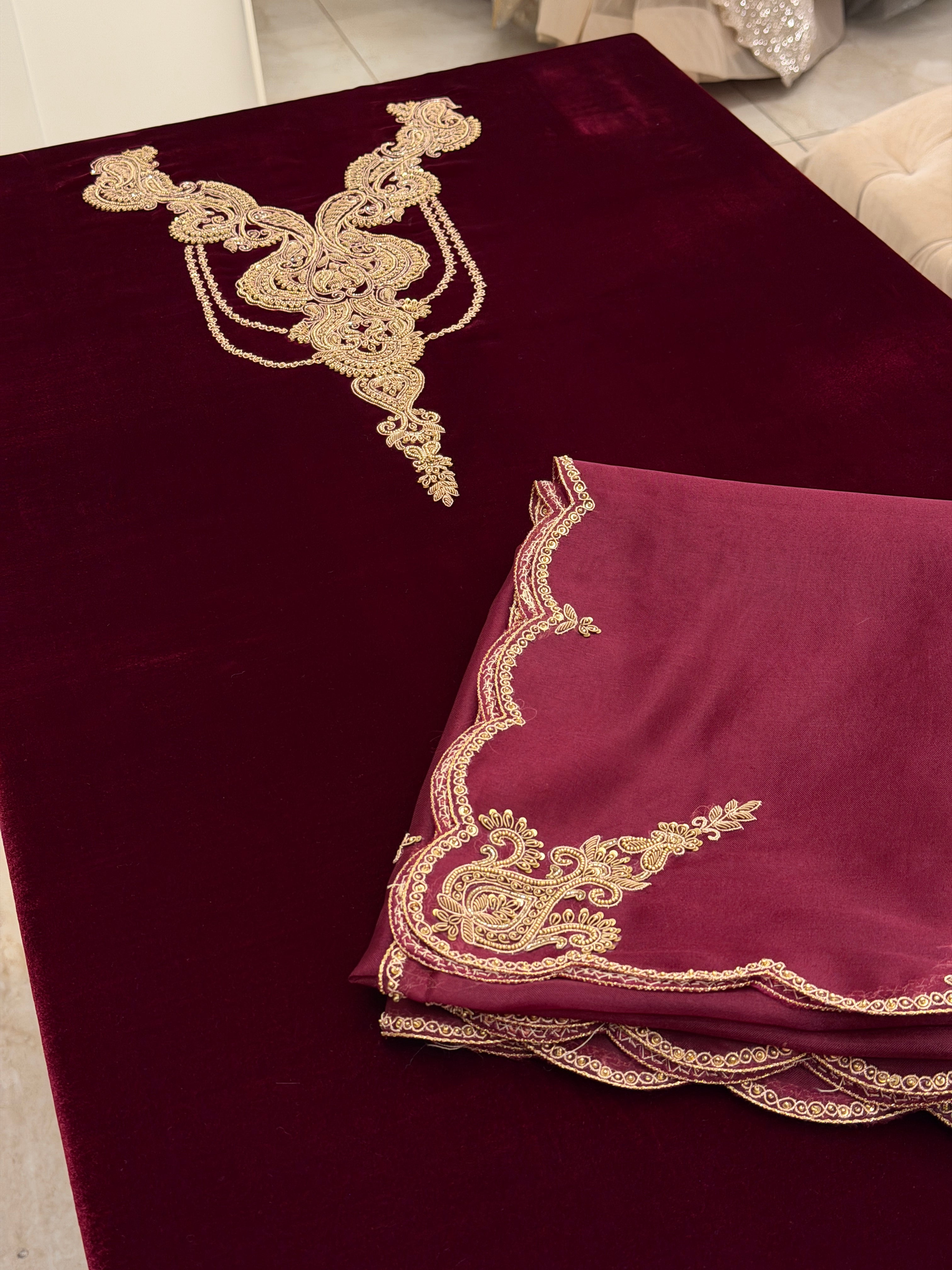 Noor-e-Mahveen Velvet Ensemble