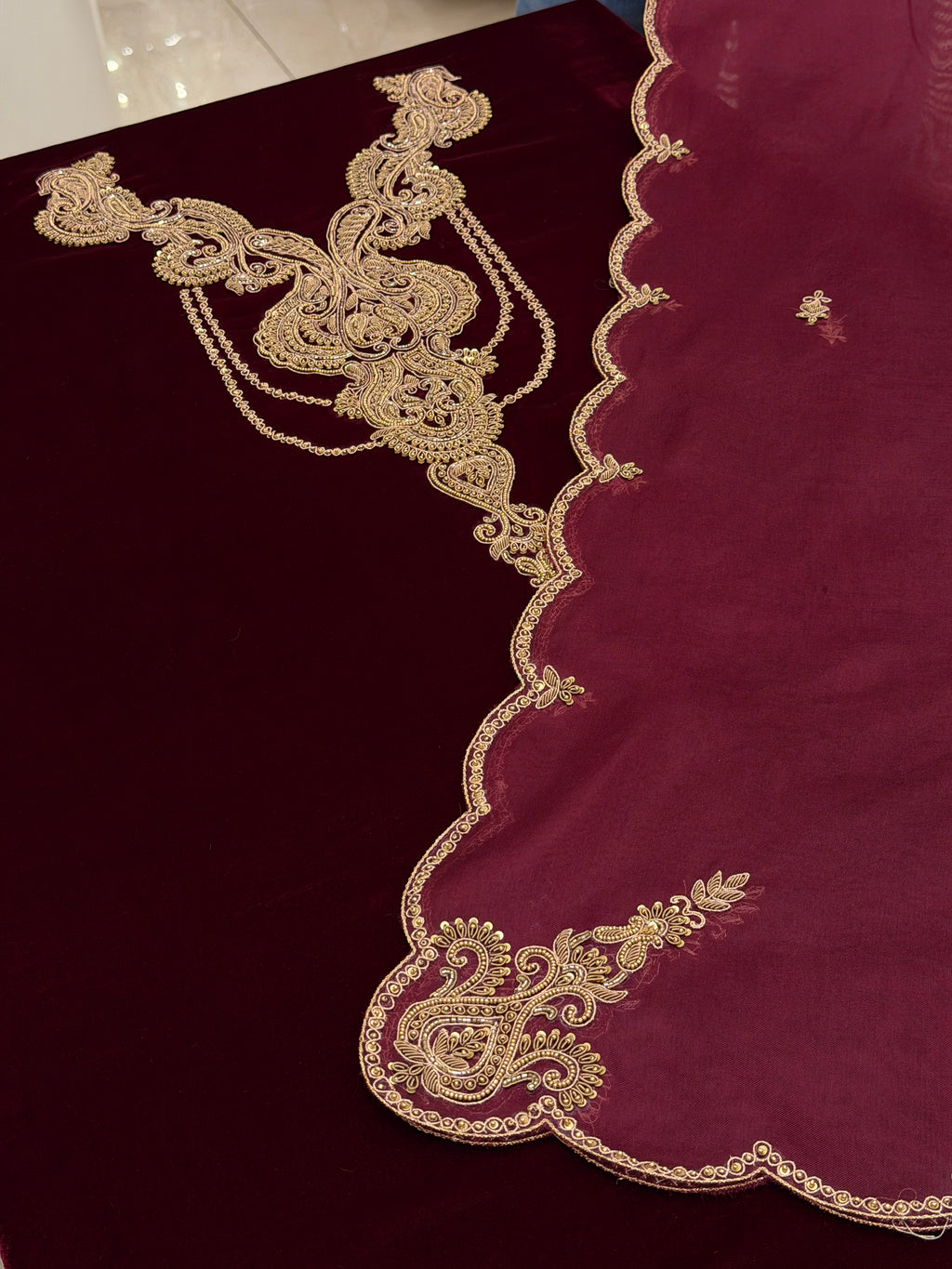 Noor-e-Mahveen Velvet Ensemble