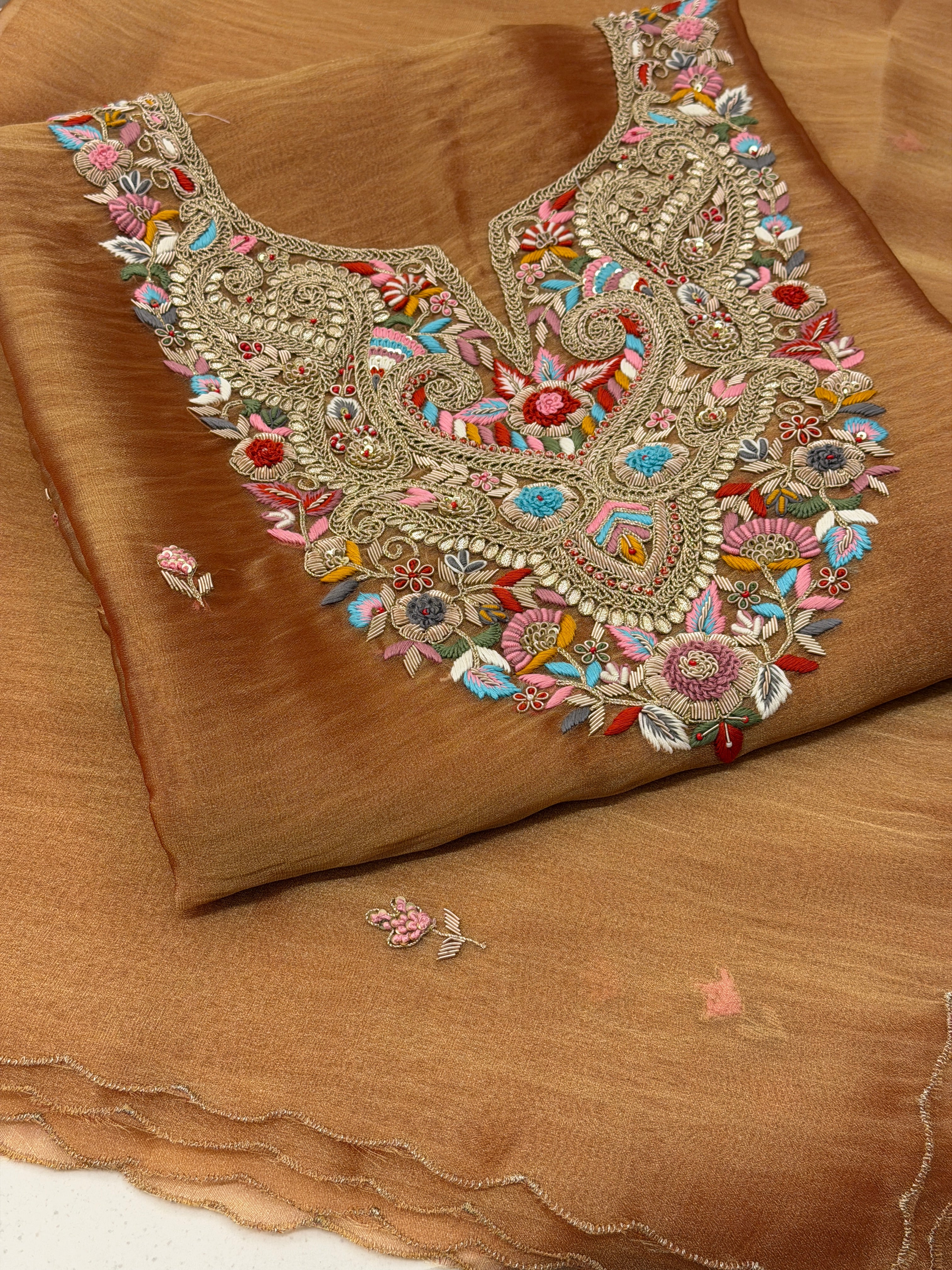 Gulnaar Luxury Tissue Silk Set
