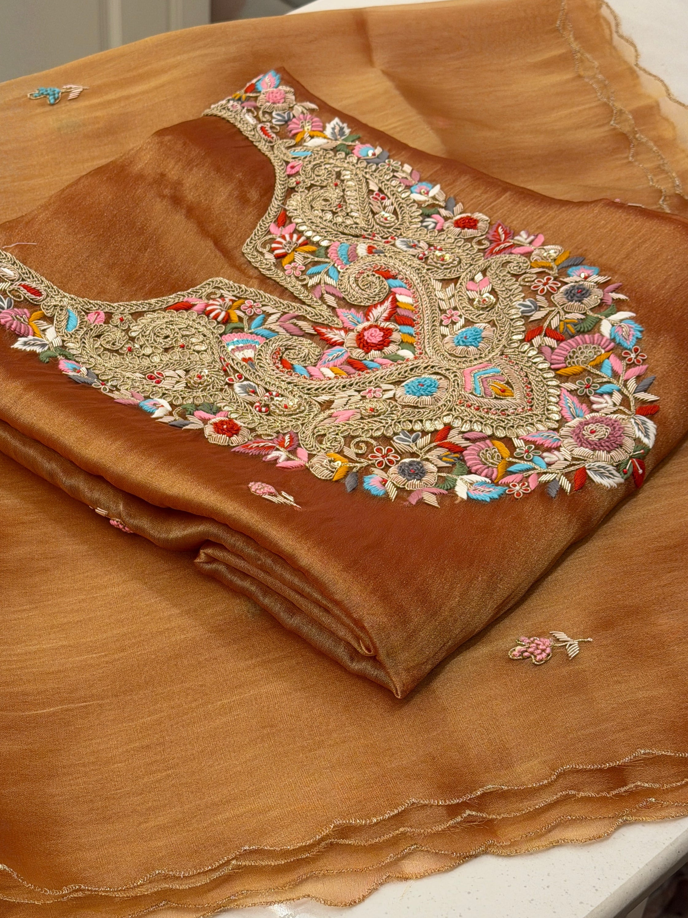Gulnaar Luxury Tissue Silk Set