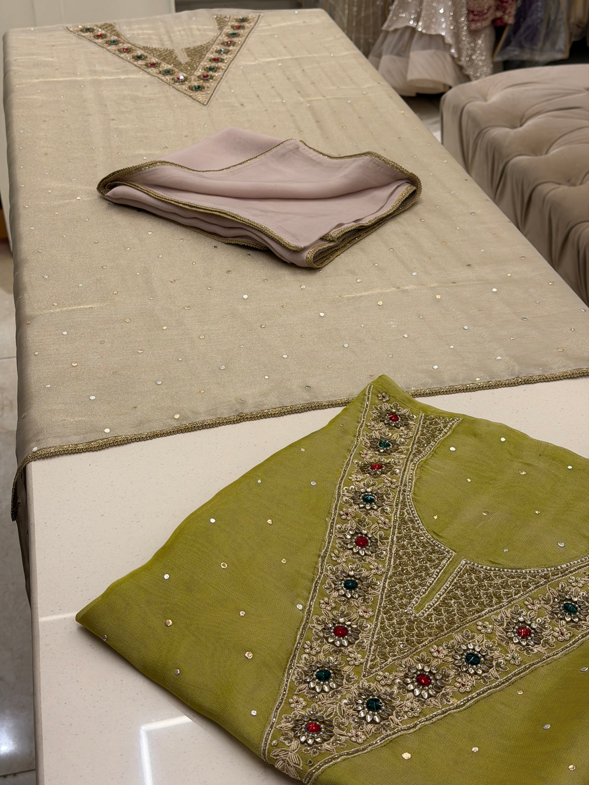 Noor-e-Zamarrud Tissue Elegance Set