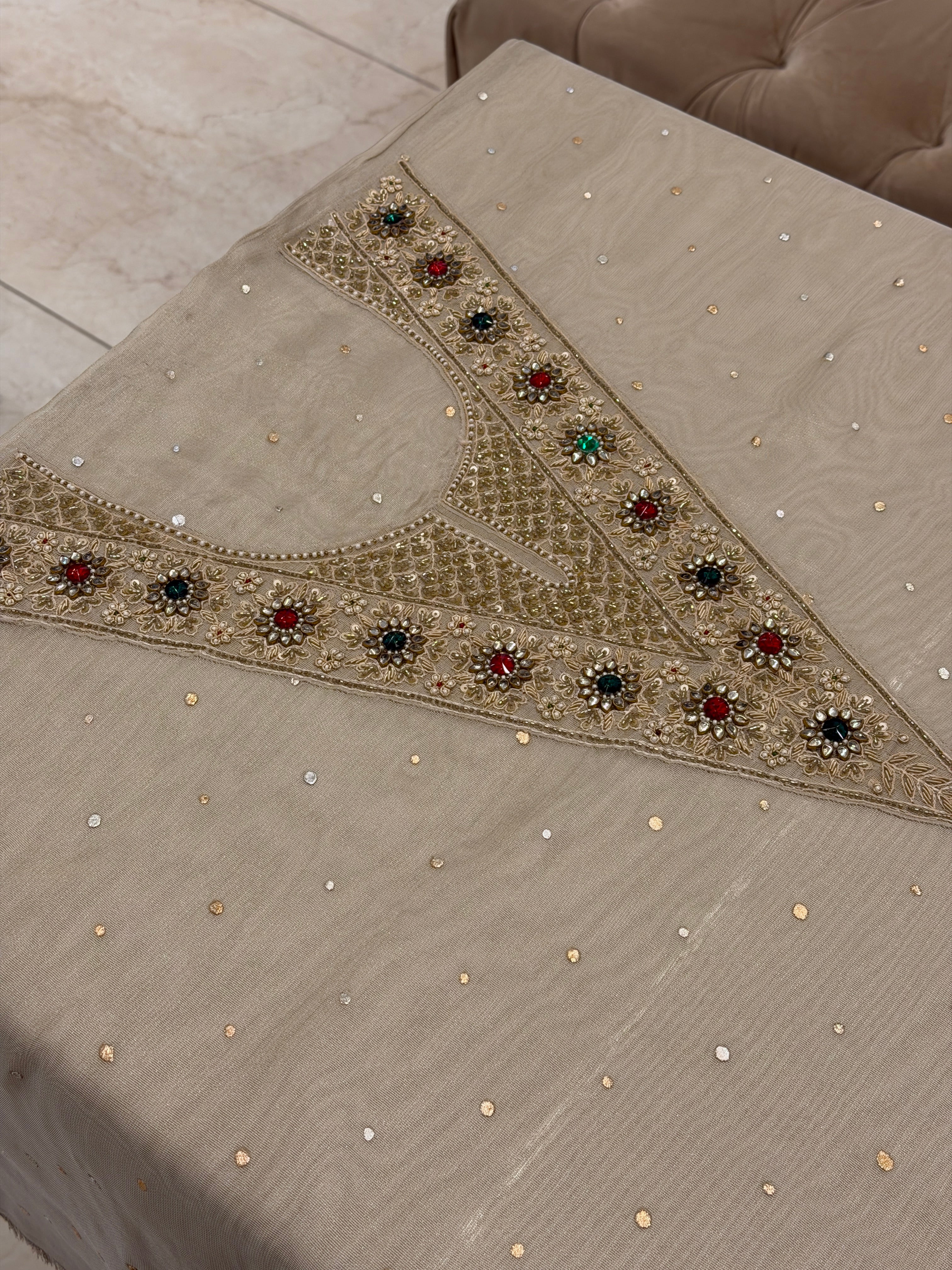 Noor-e-Zamarrud Tissue Elegance Set