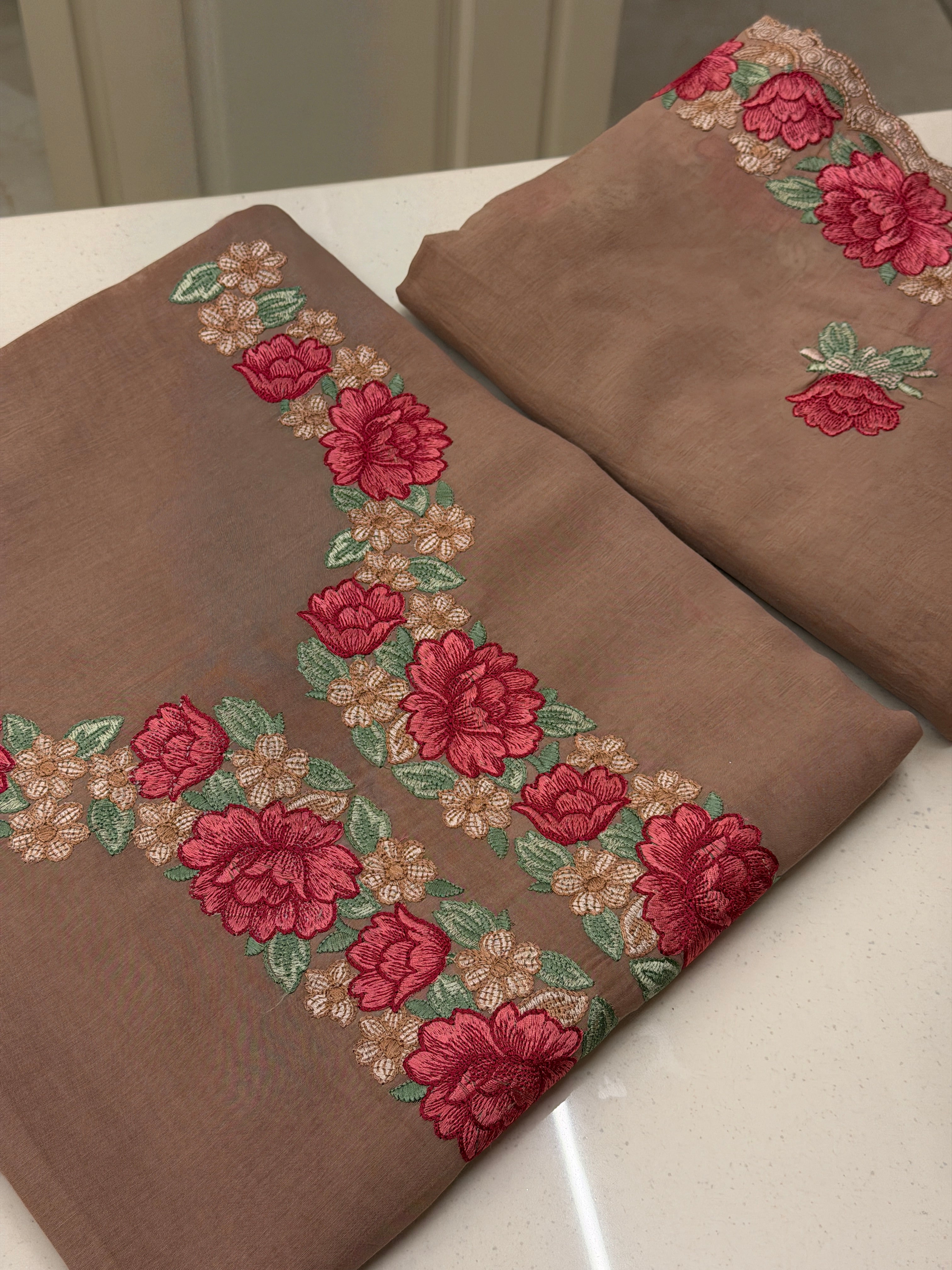 Gulbahaar Floral Elegance Set