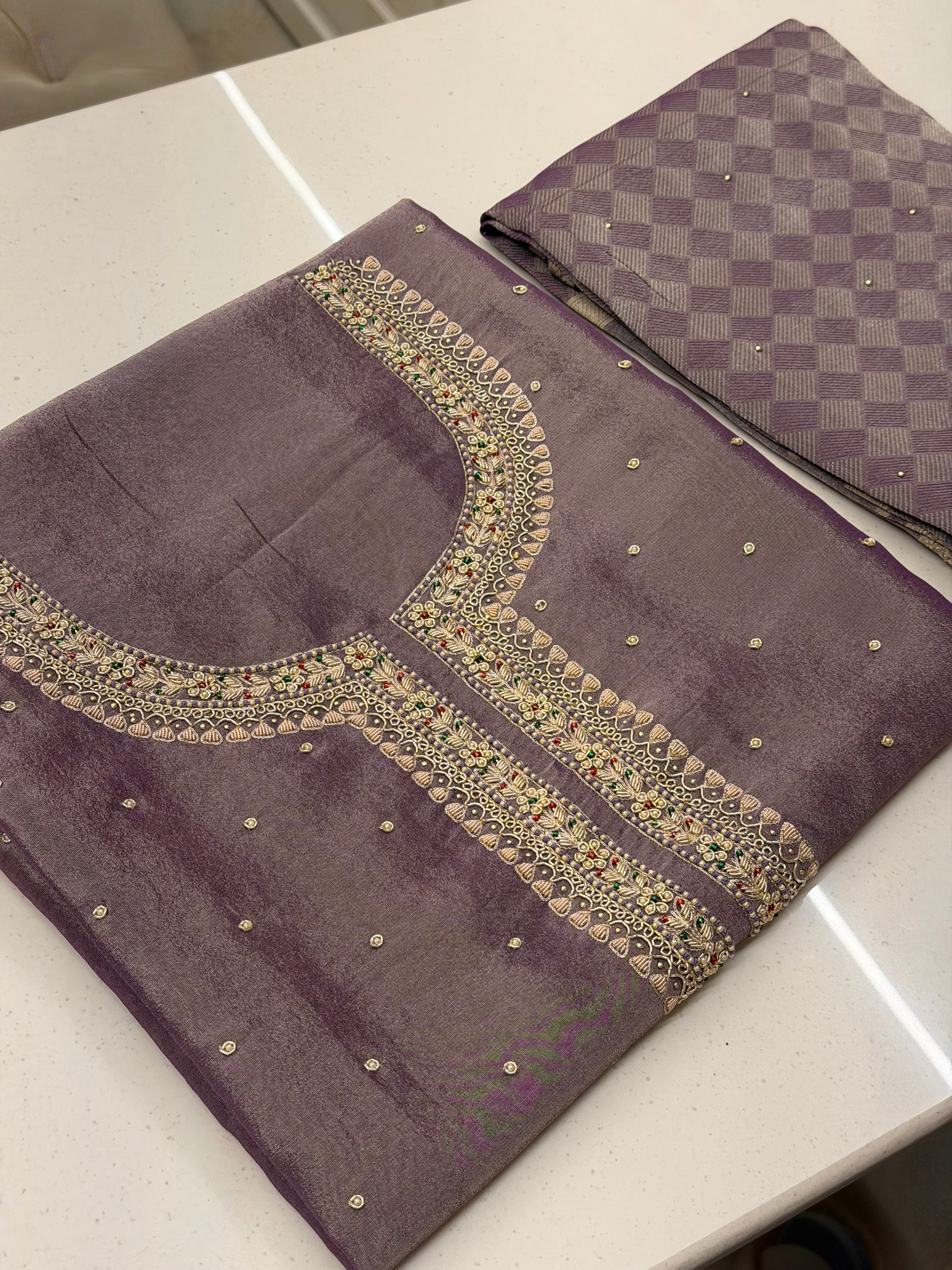Noor-e-Dastkaar Tissue Silk Suit Set