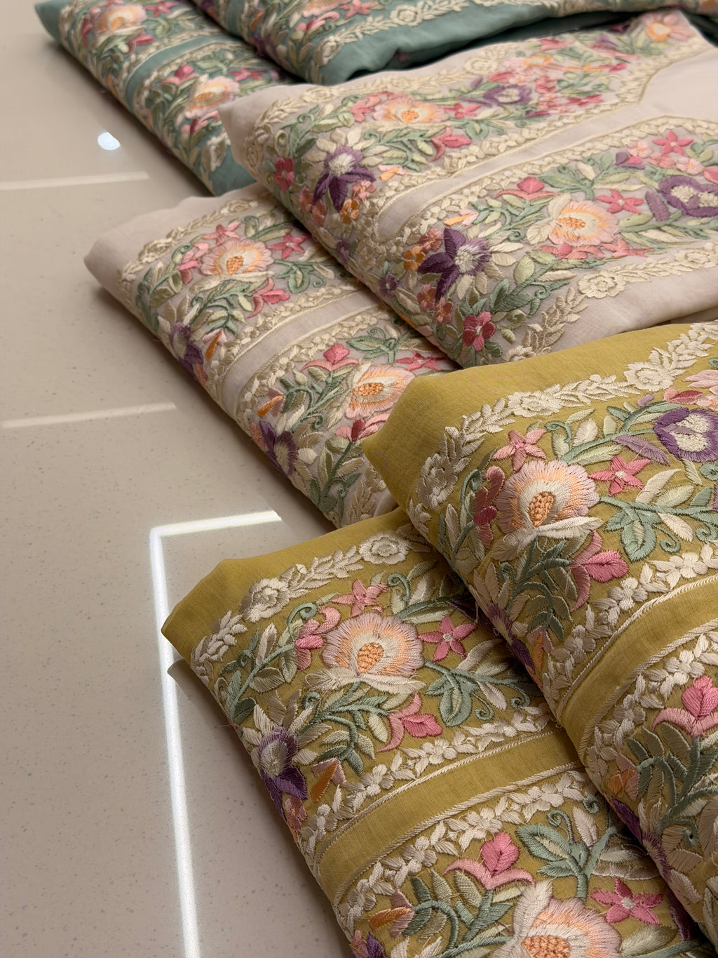 Noor-e-Gulnaar Luxury Formal Set