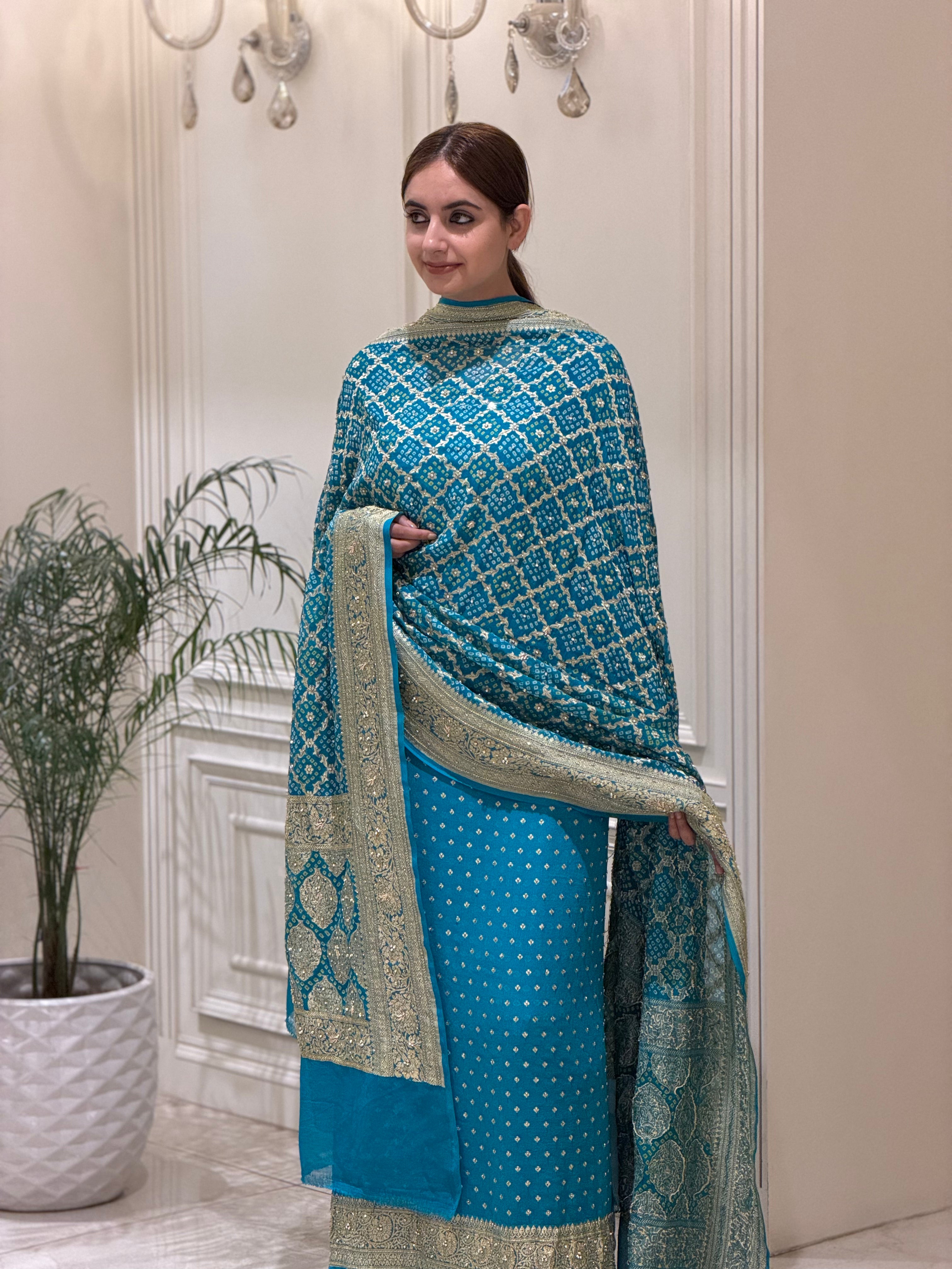 Noor-e-Banaras Dastkaar Suit Set