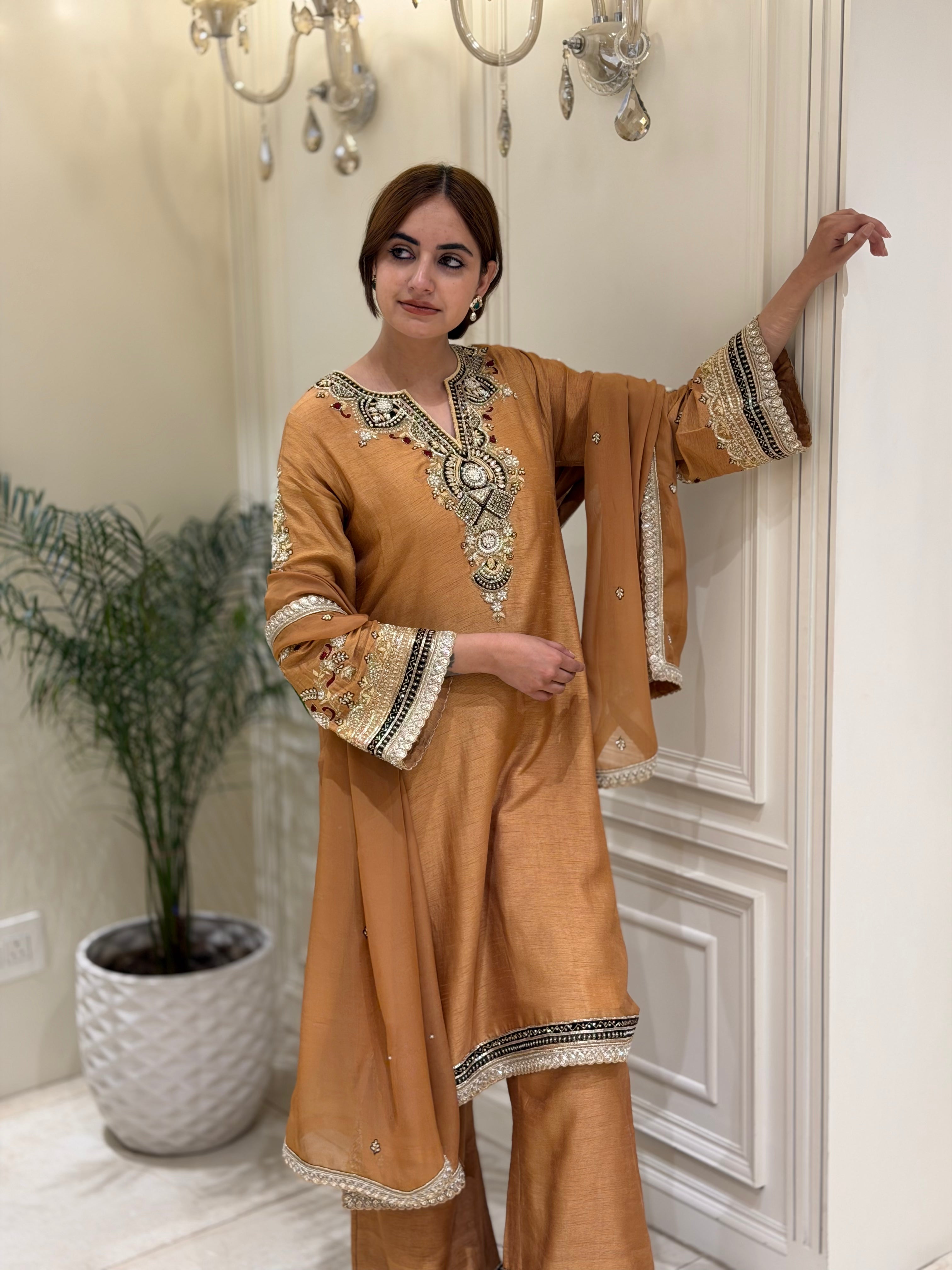 Noor-e-Zarbaft Divider Set