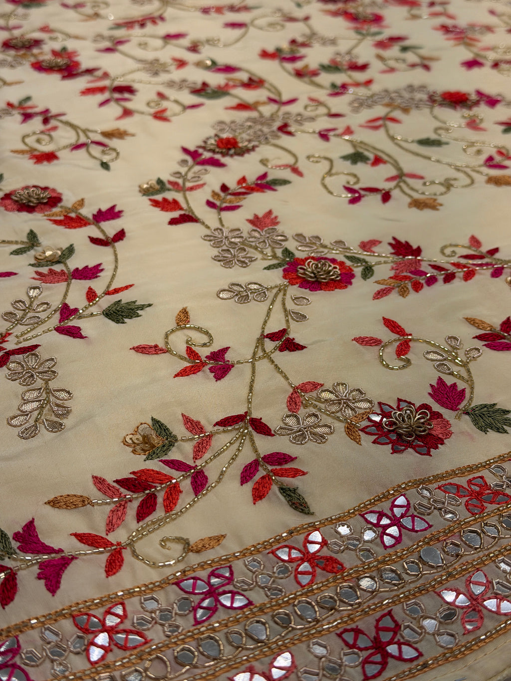 Noor-e-Gulbahar Suit Set