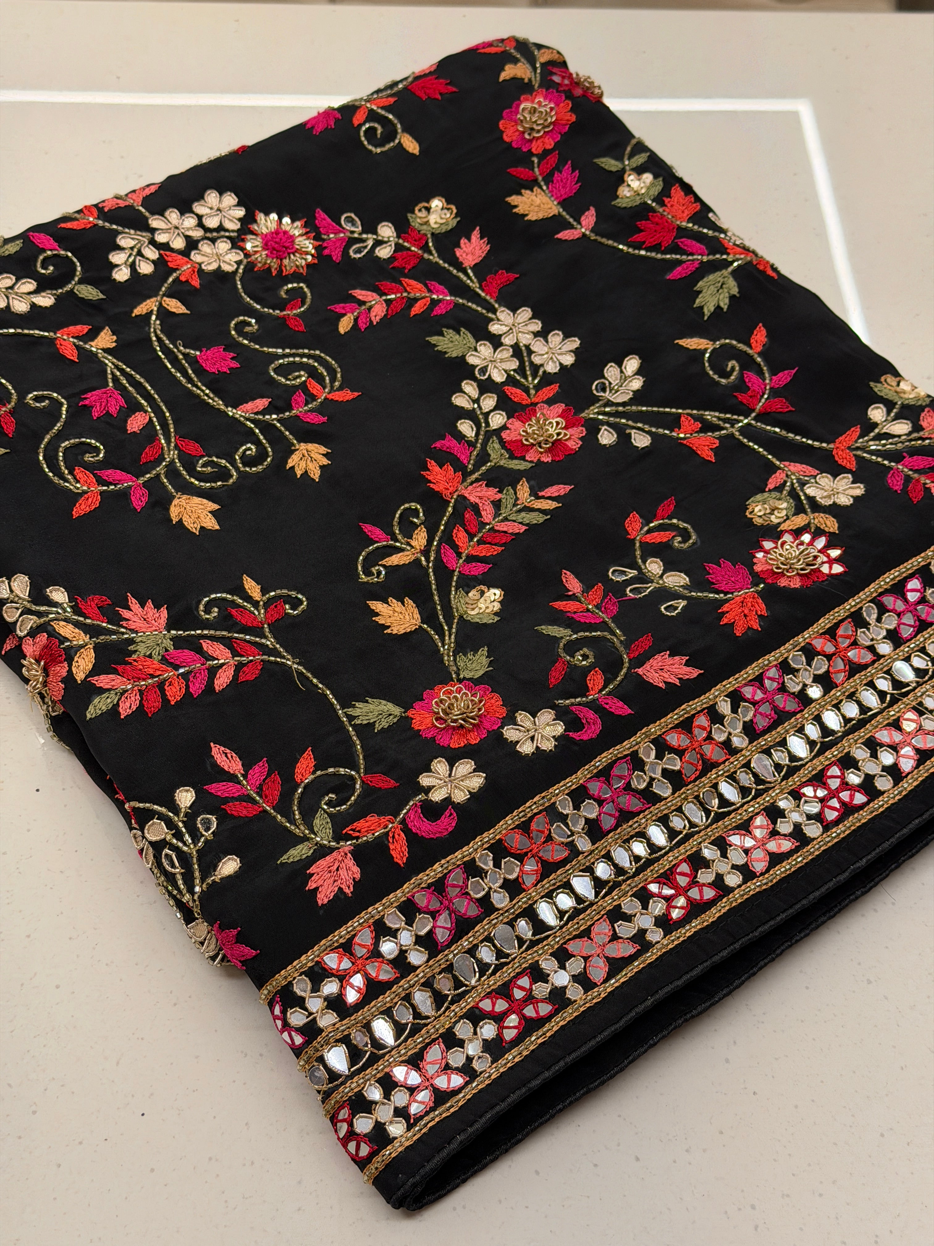 Noor-e-Gulbahar Suit Set