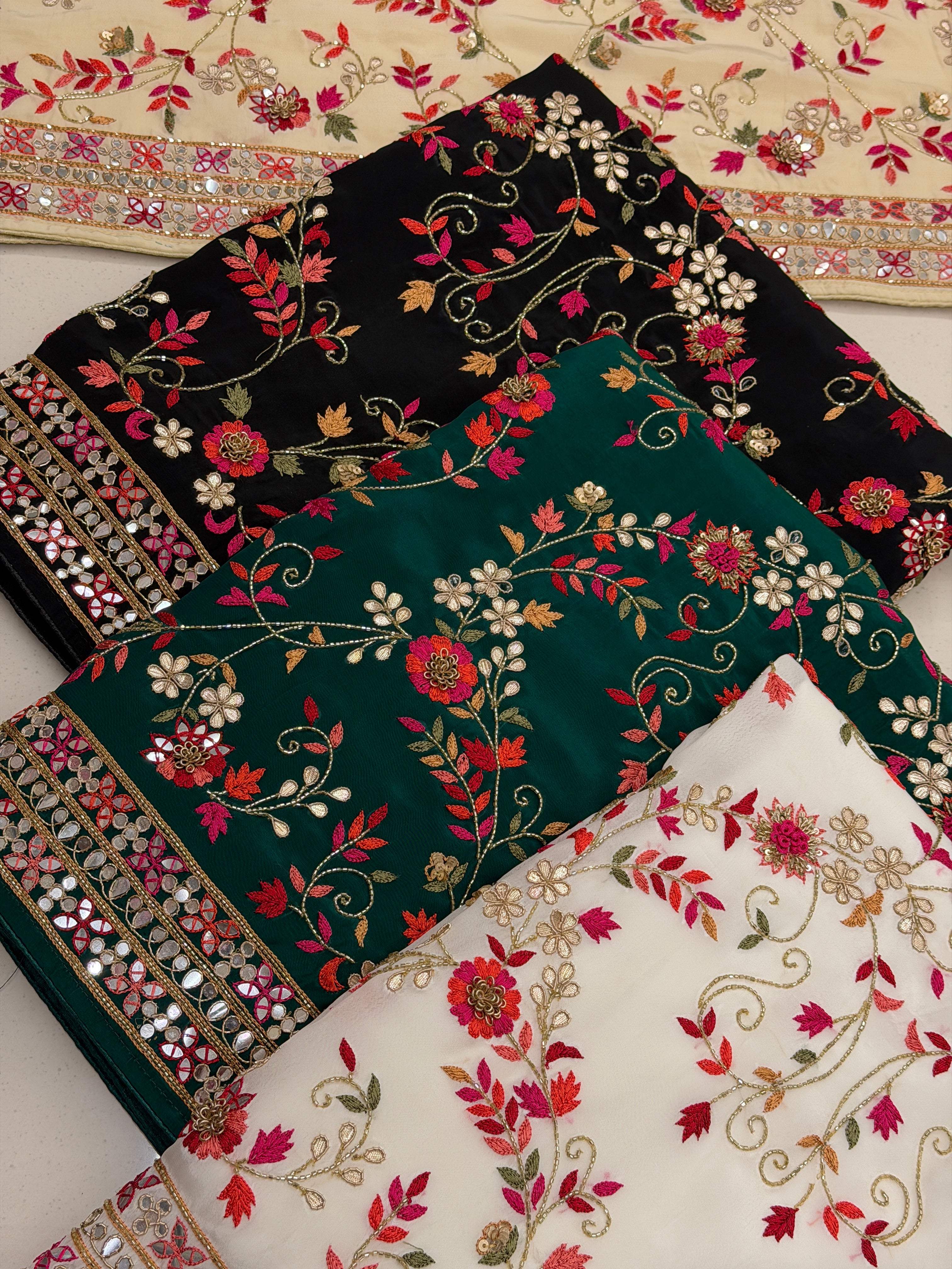 Noor-e-Gulbahar Suit Set