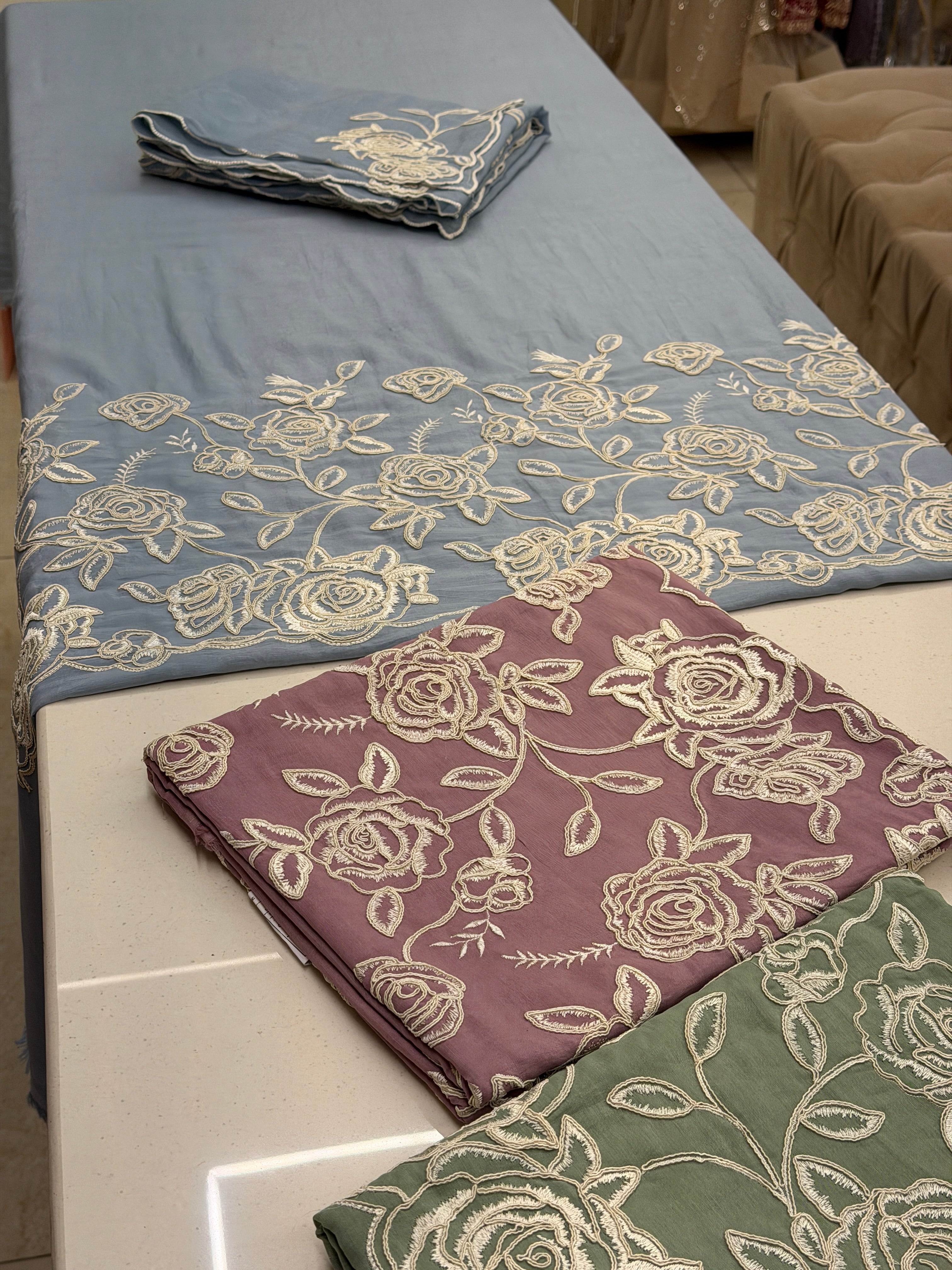 Noor-e-Gulnaar Suit Set