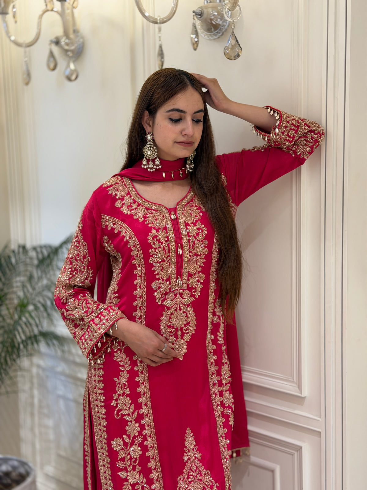 Noor-e-Gulrukh Chinon Suit Set