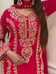 Noor-e-Gulrukh Chinon Suit Set