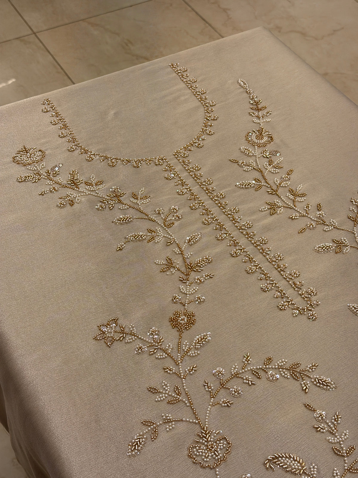 NOOR LUXURY TISSUE SUIT