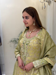 Noor-e-Zamrud Sharara Set