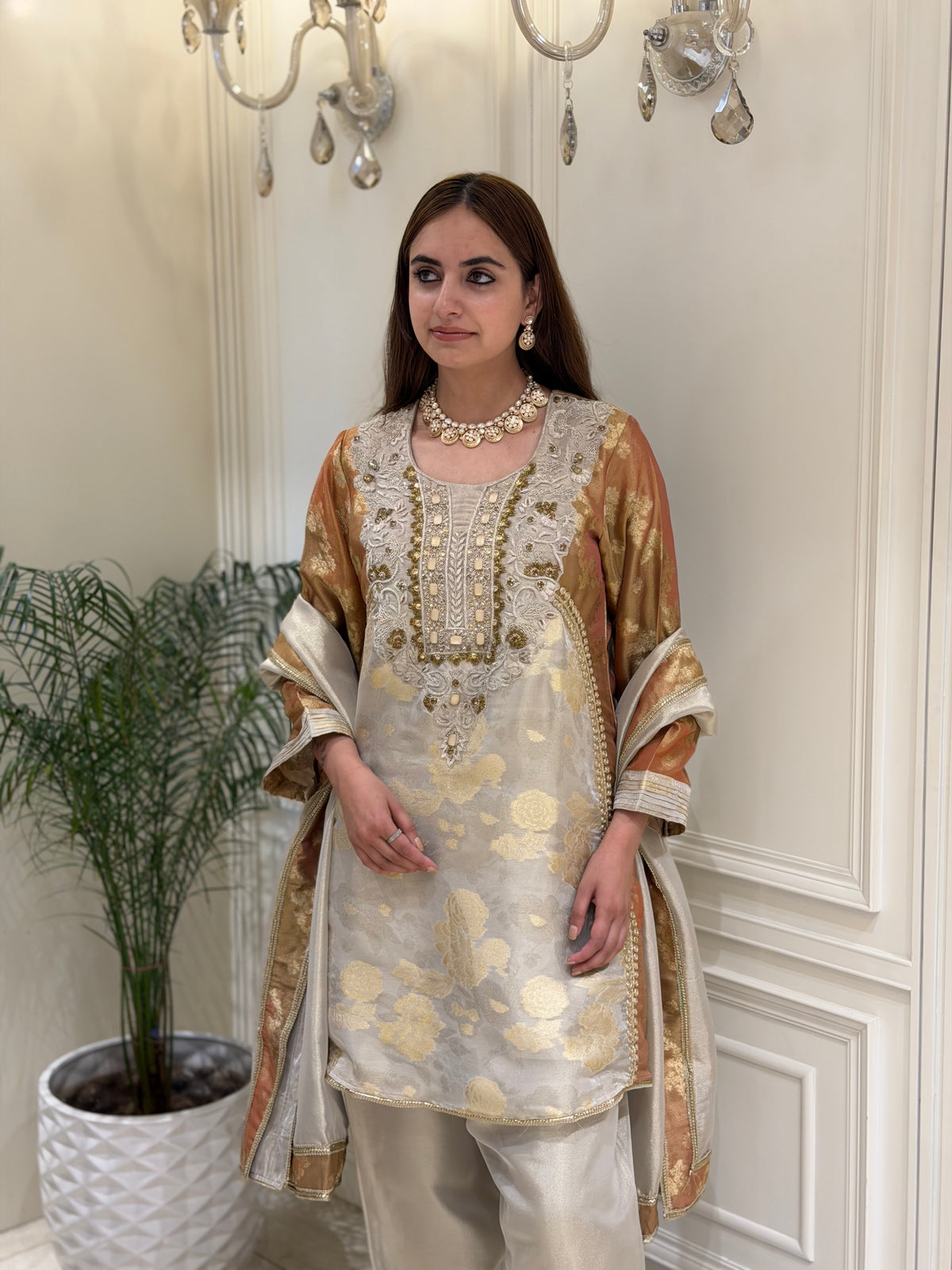 Noor-e-Raahat A-Line Suit Set