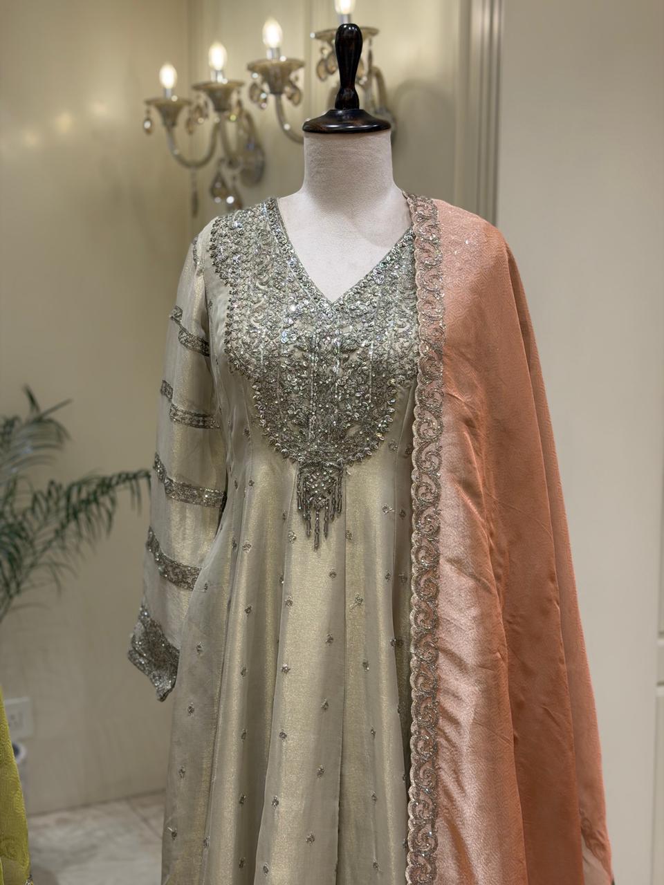 Tissue Anarkali