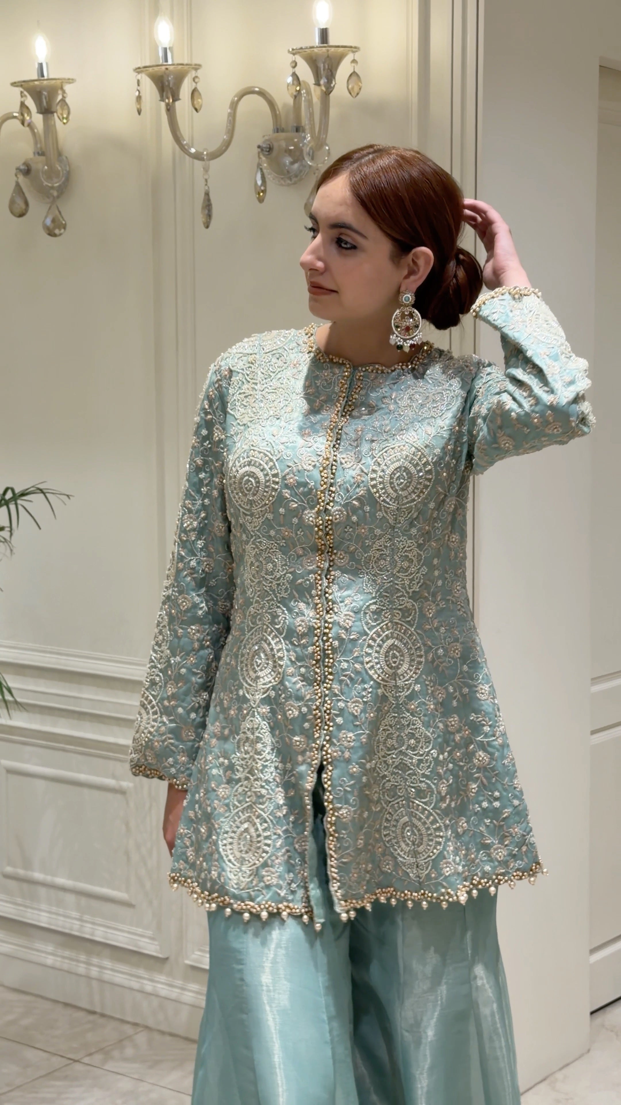 Noor-e-Zareen Tissue Luxury Ensemble