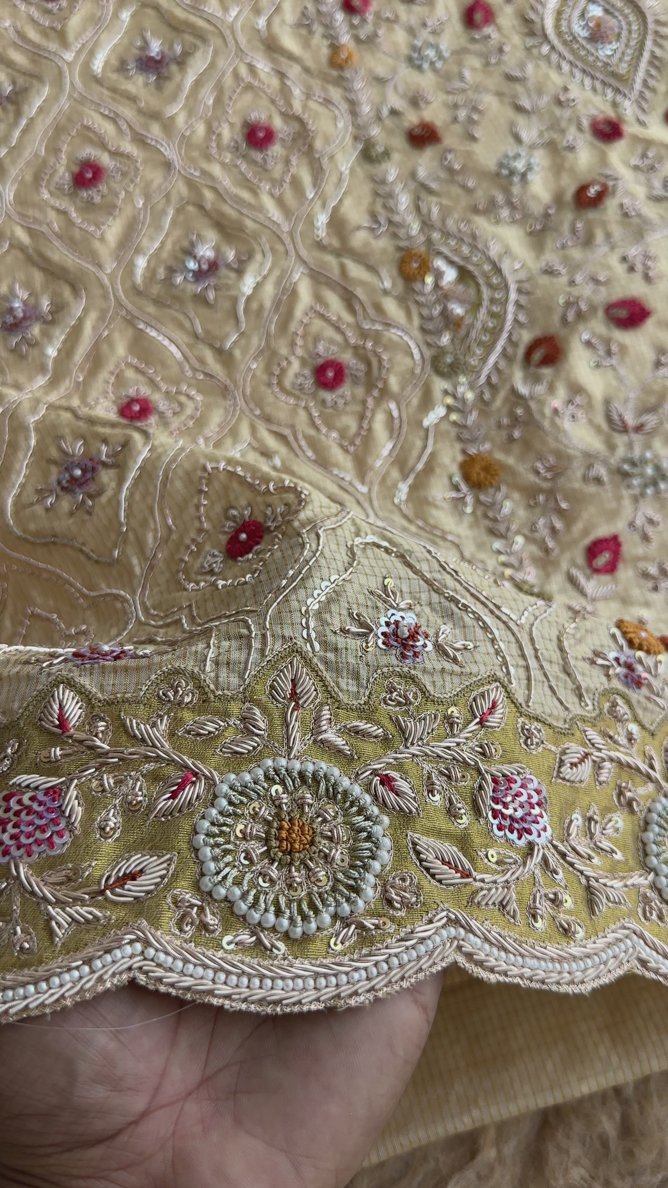 Ivory Noor Royale