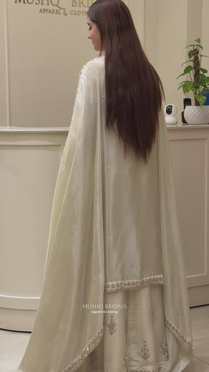 Noor-e-Moti Luxury Anarkali