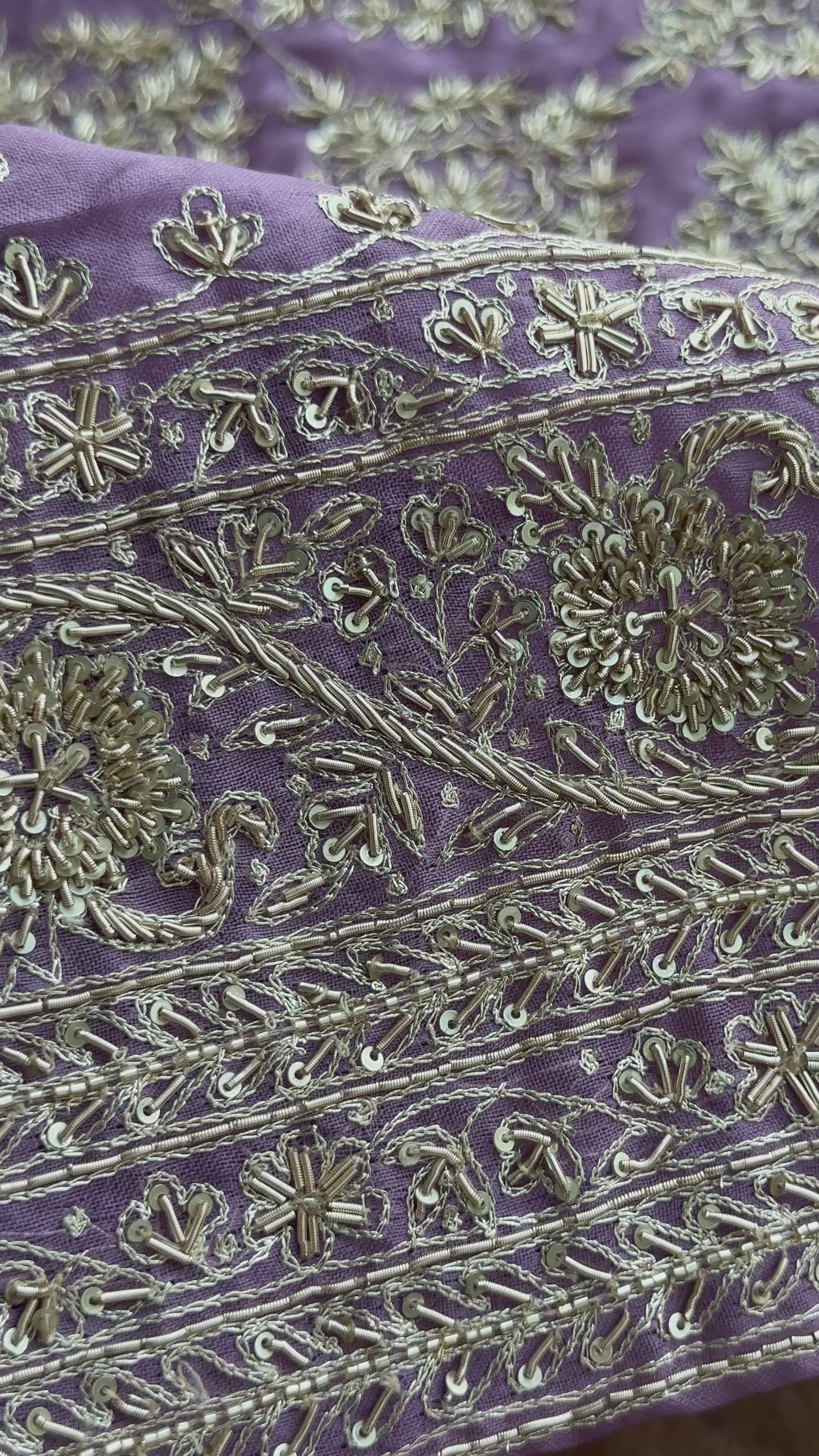Noor-e-Lilac Dabka